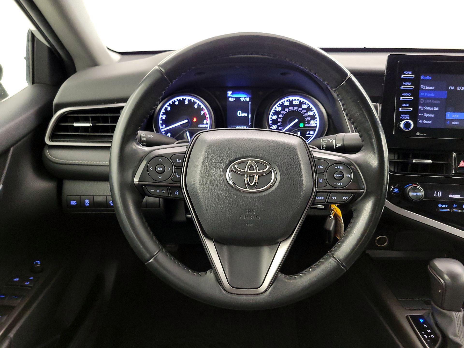 Thumbnail: 2023 Toyota Camry - 10
