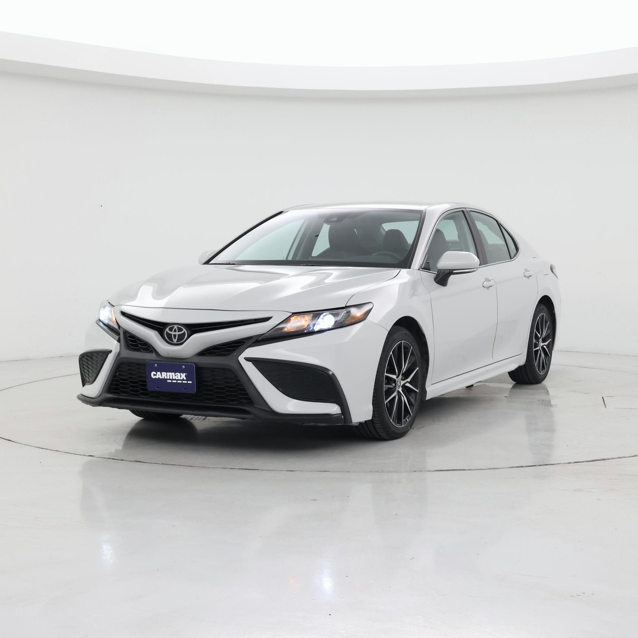 Thumbnail: 2023 Toyota Camry - 4