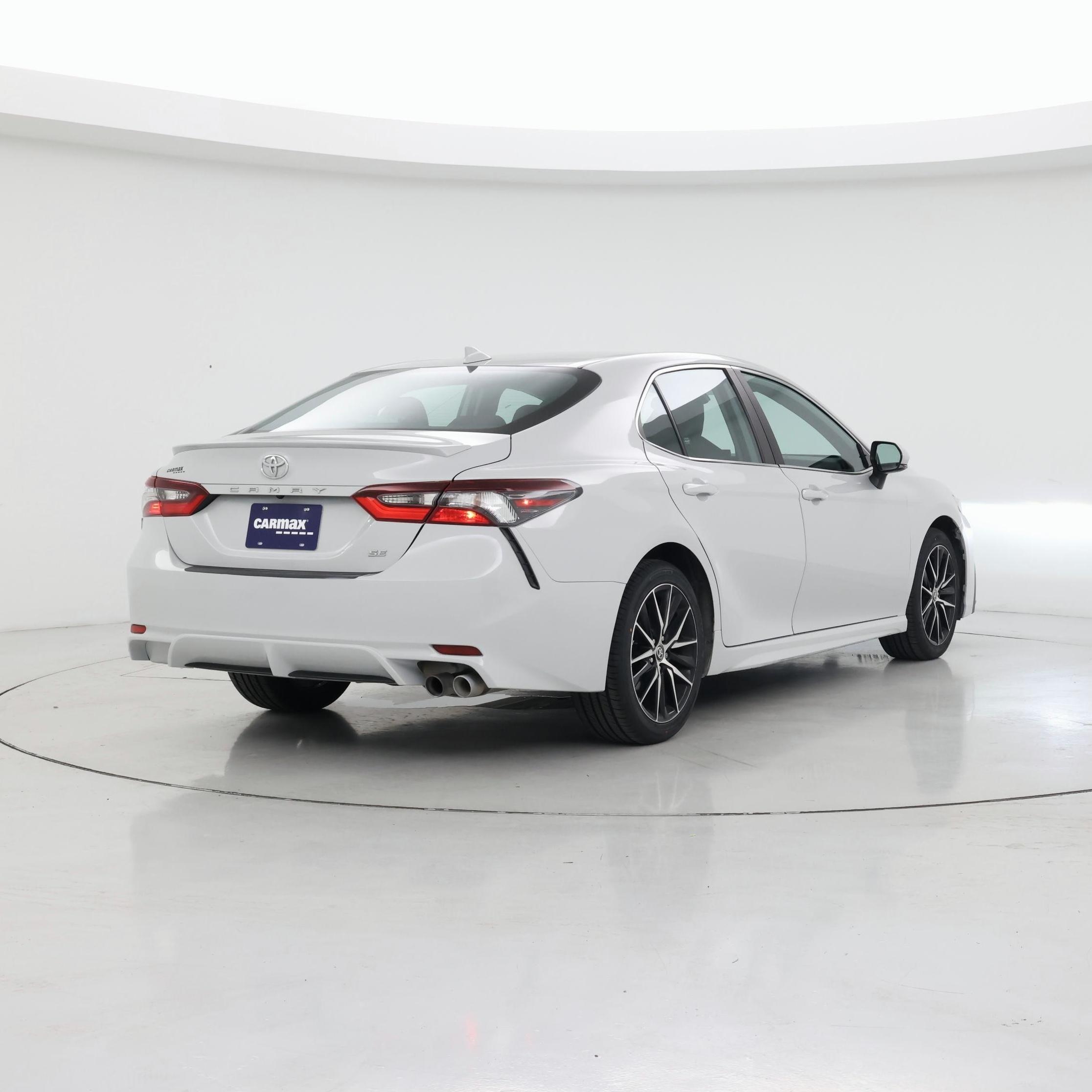 Thumbnail: 2023 Toyota Camry - 8