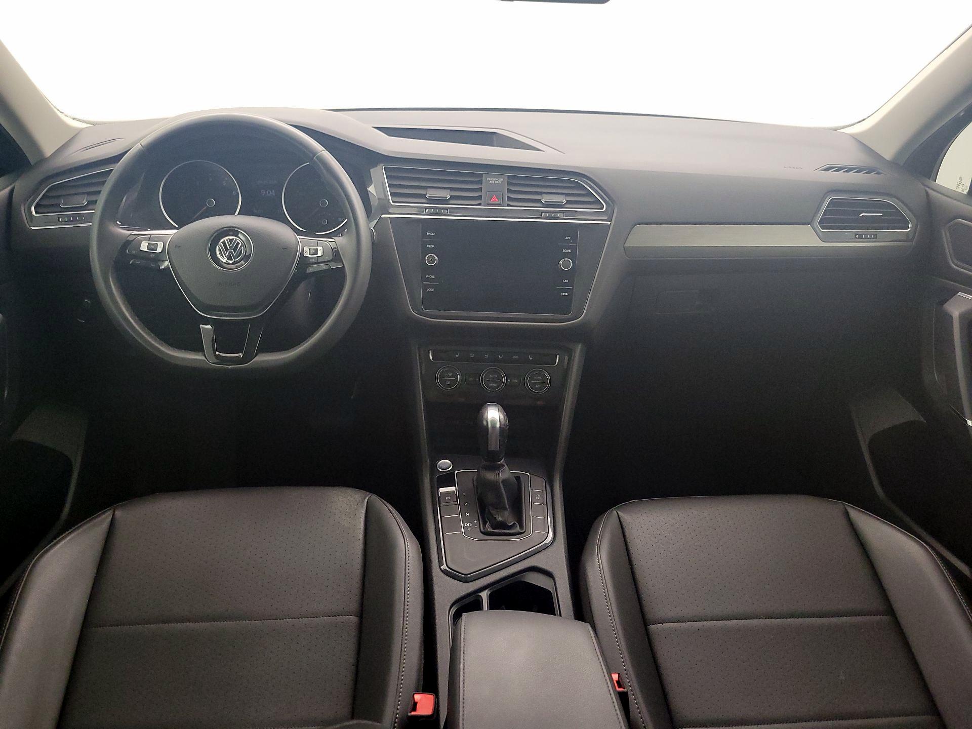 Thumbnail: 2020 Volkswagen Tiguan - 9