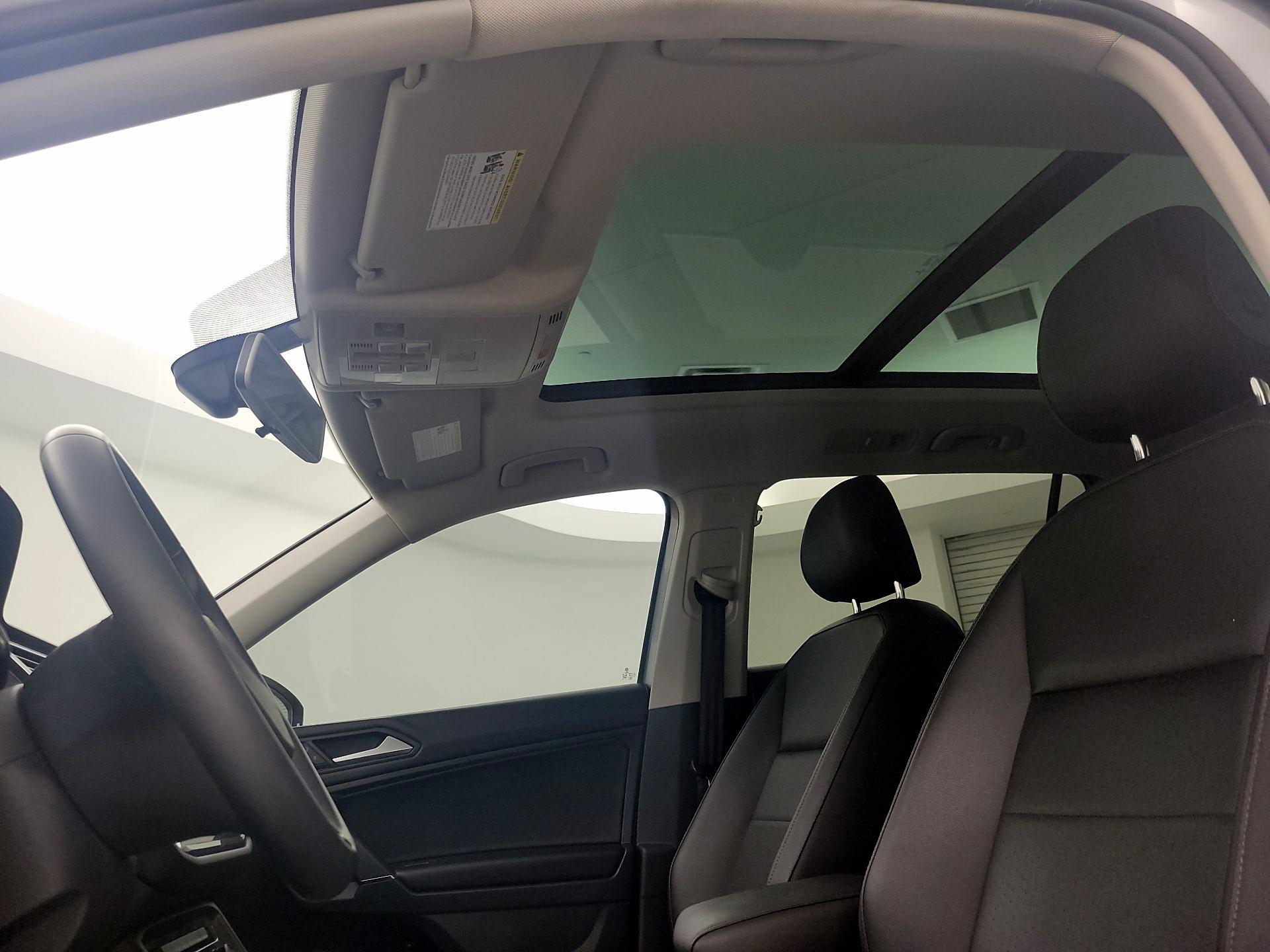 Thumbnail: 2020 Volkswagen Tiguan - 19