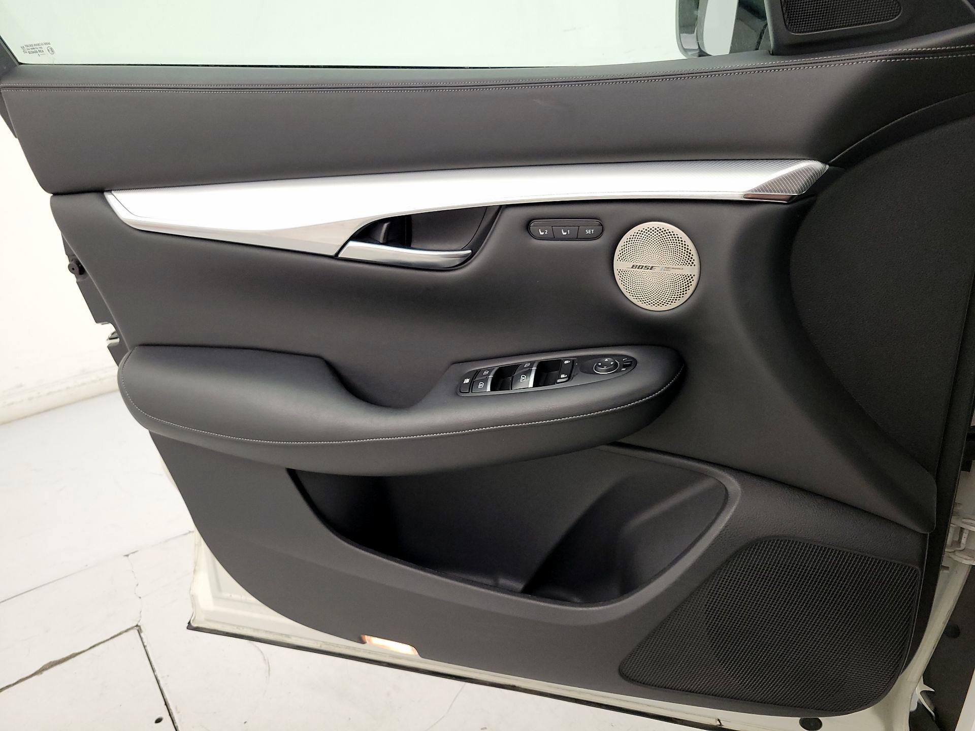 Thumbnail: 2019 INFINITI QX50 - 12