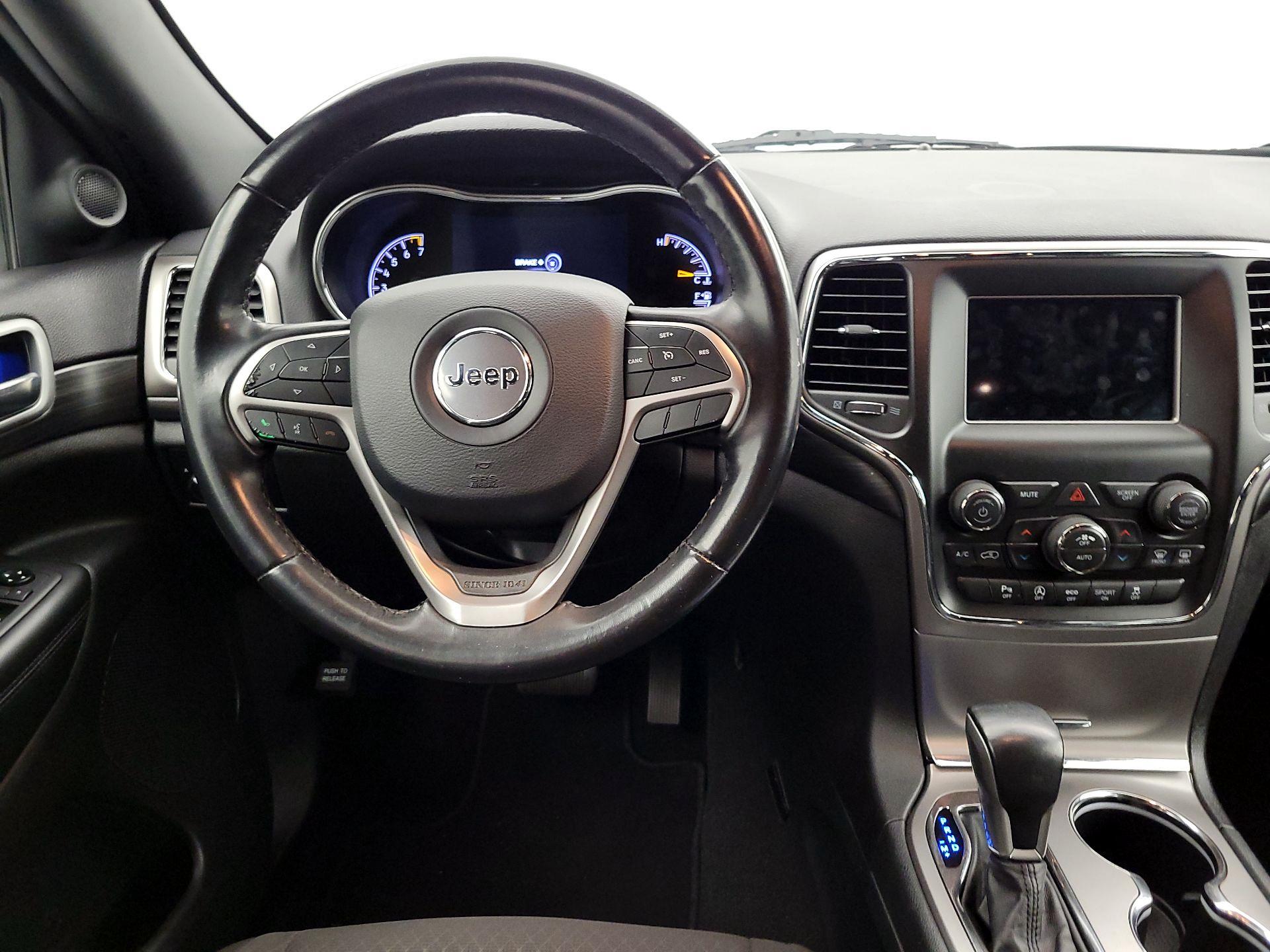 Thumbnail: 2020 Jeep Grand Cherokee - 10