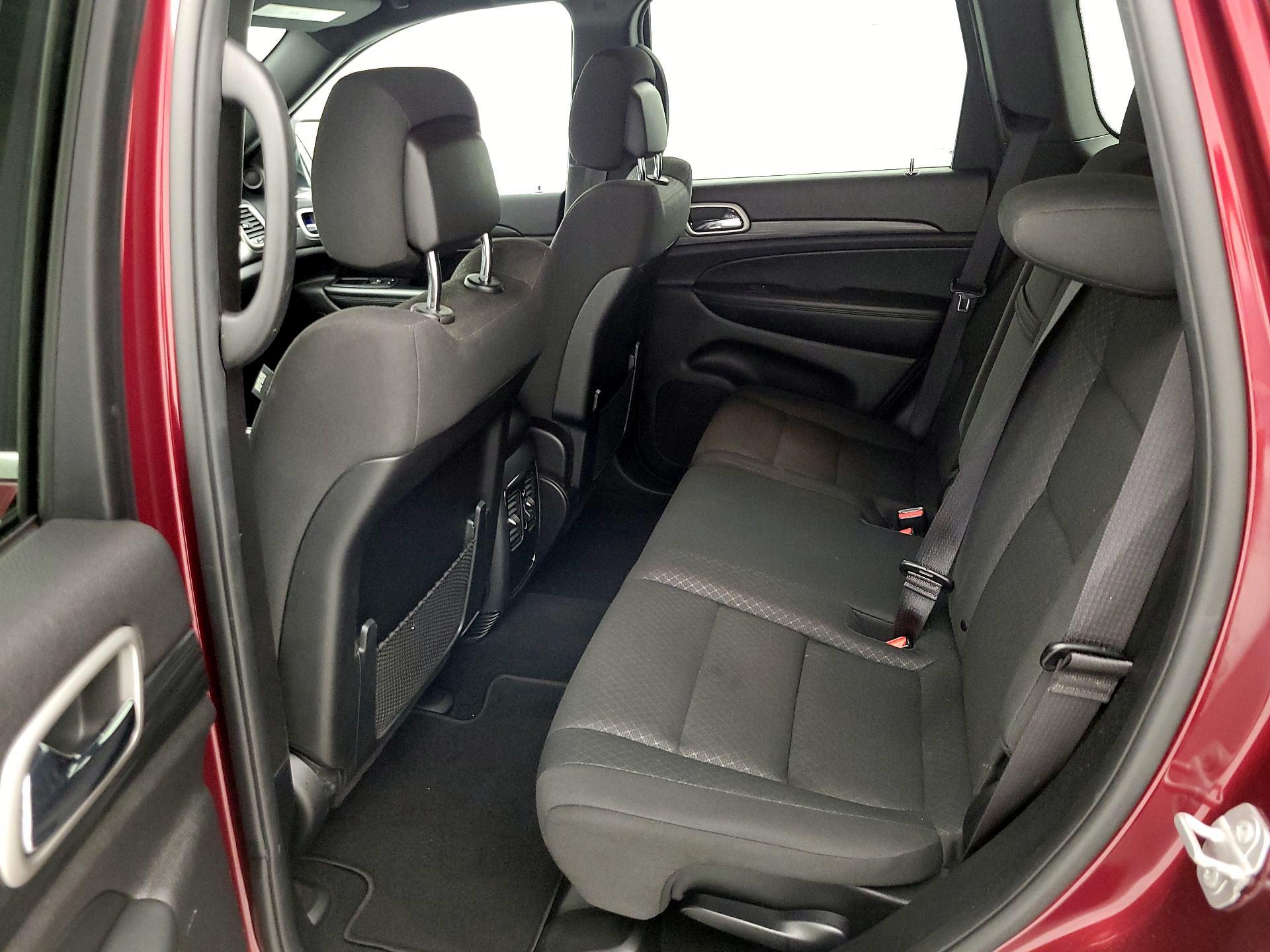 Thumbnail: 2020 Jeep Grand Cherokee - 19