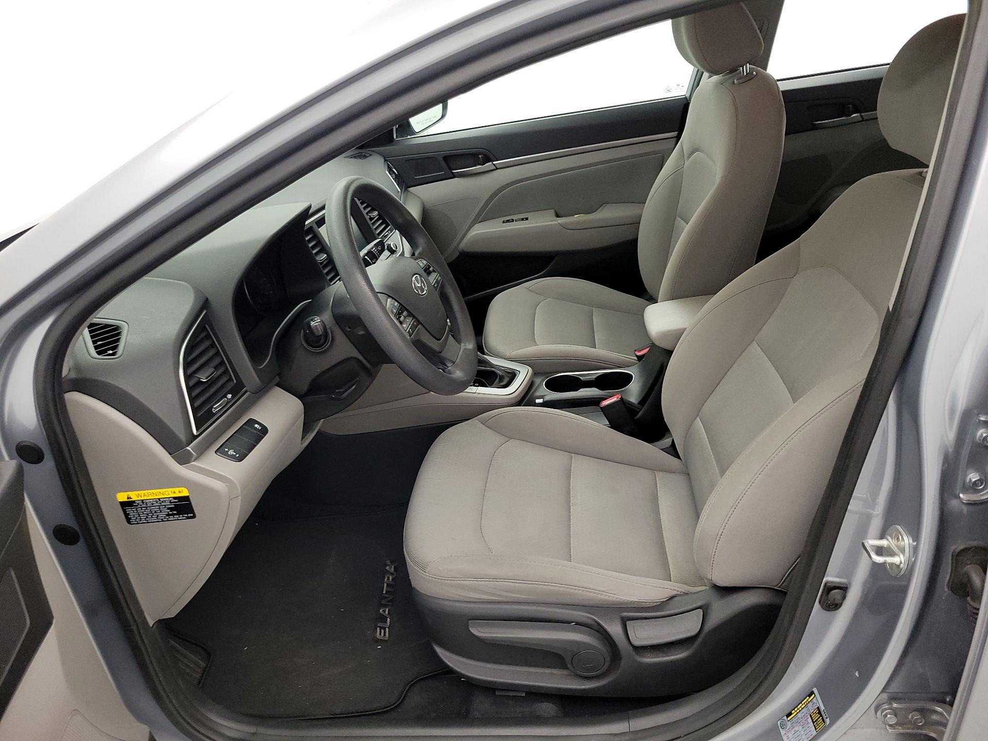 Thumbnail: 2017 Hyundai Elantra - 11