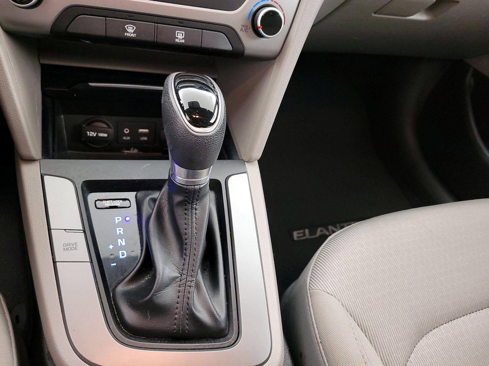 Thumbnail: 2017 Hyundai Elantra - 17