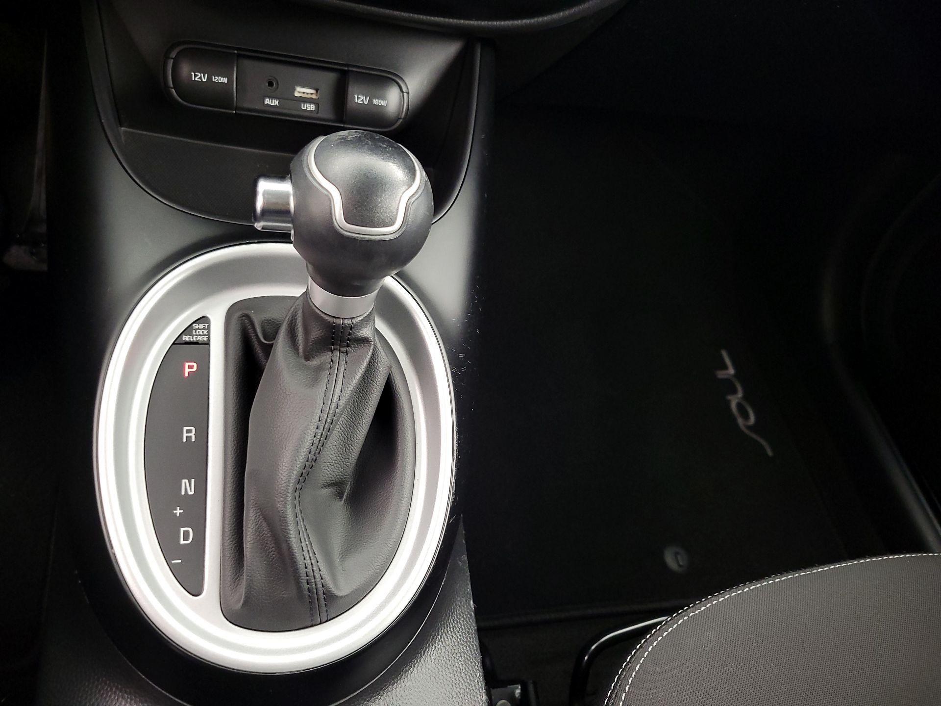 Thumbnail: 2016 Kia Soul - 16