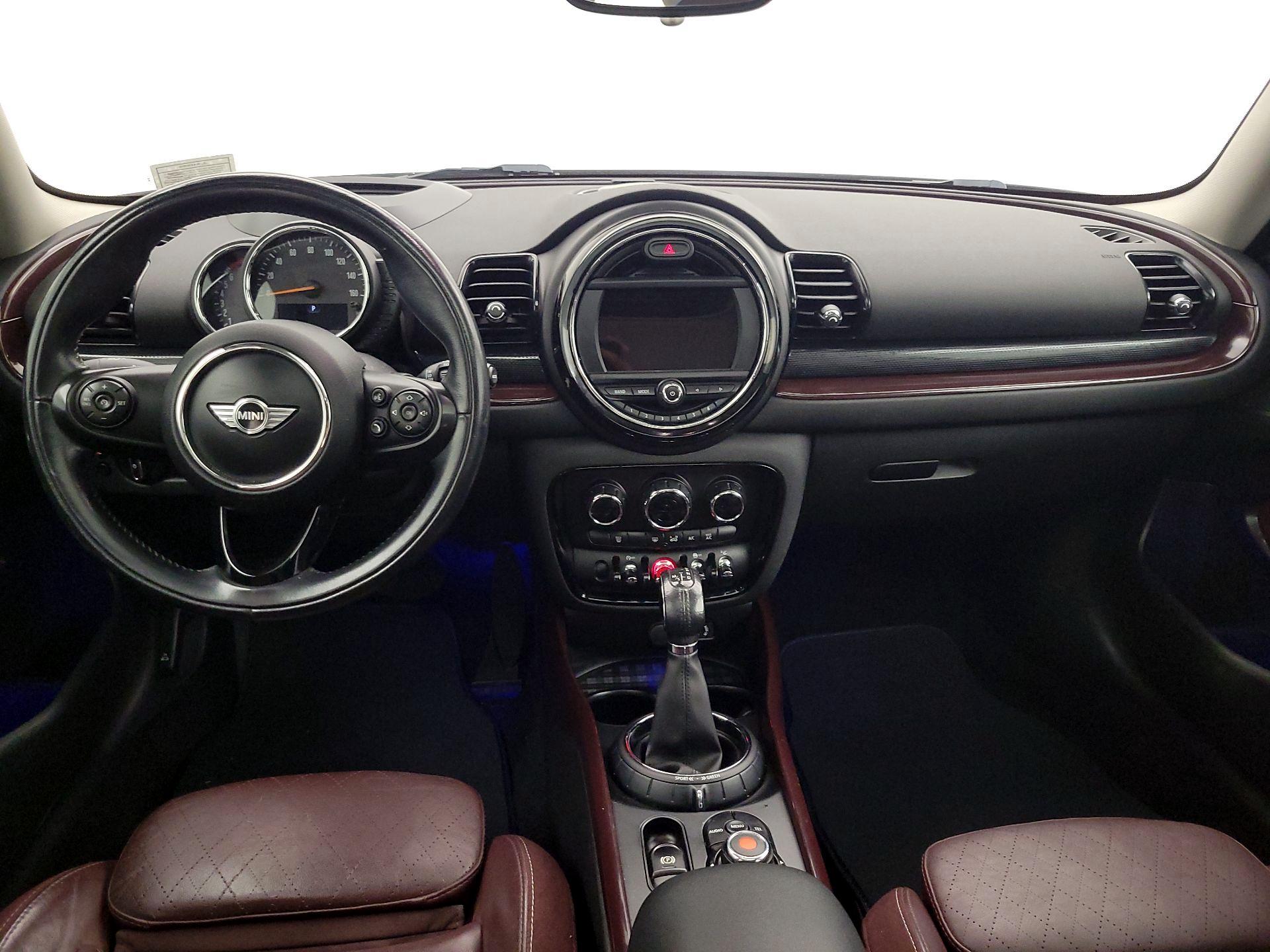 Thumbnail: 2017 MINI Cooper Clubman - 9