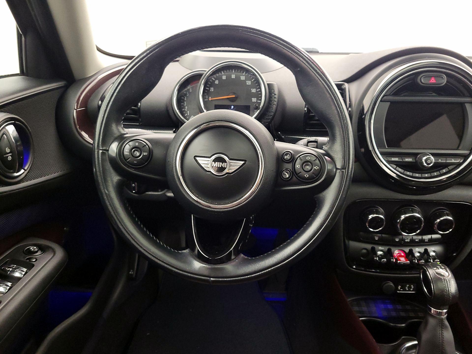 Thumbnail: 2017 MINI Cooper Clubman - 10