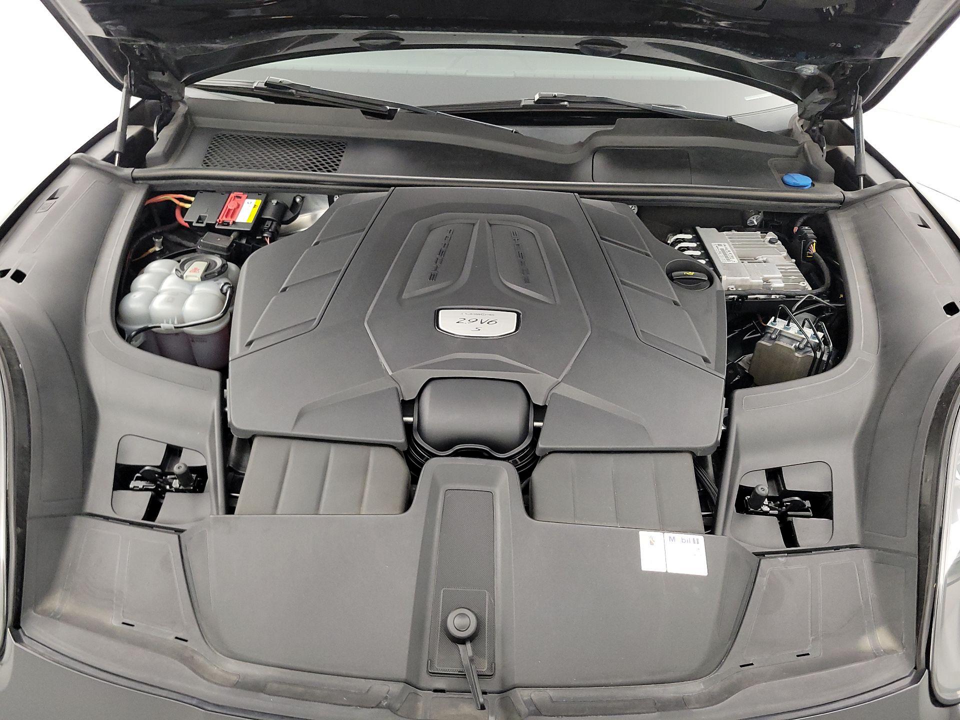 Thumbnail: 2019 Porsche Cayenne - 20