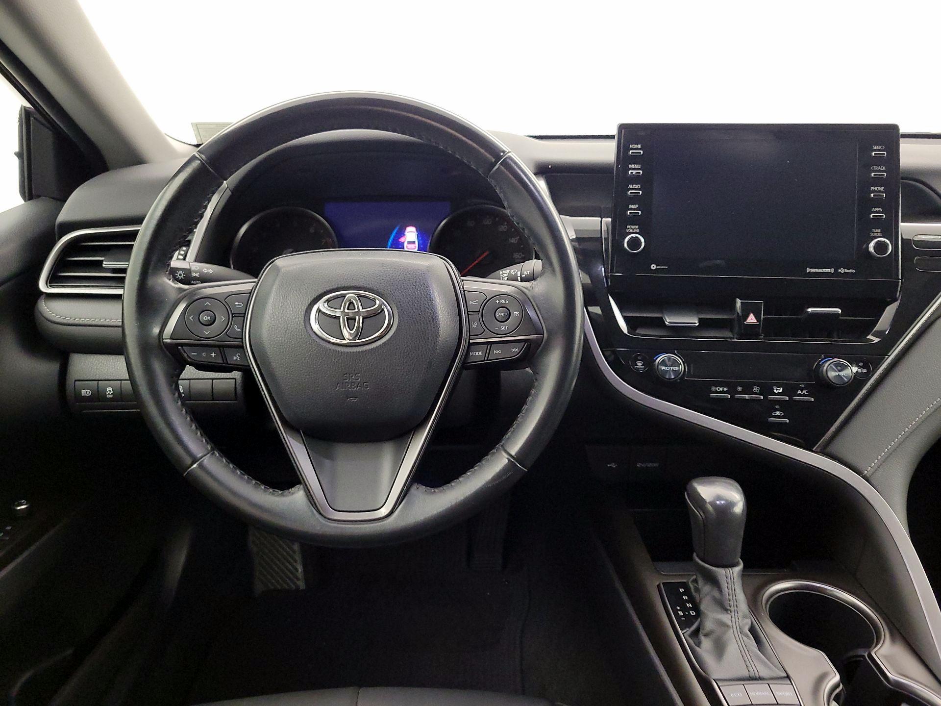 Thumbnail: 2021 Toyota Camry - 10