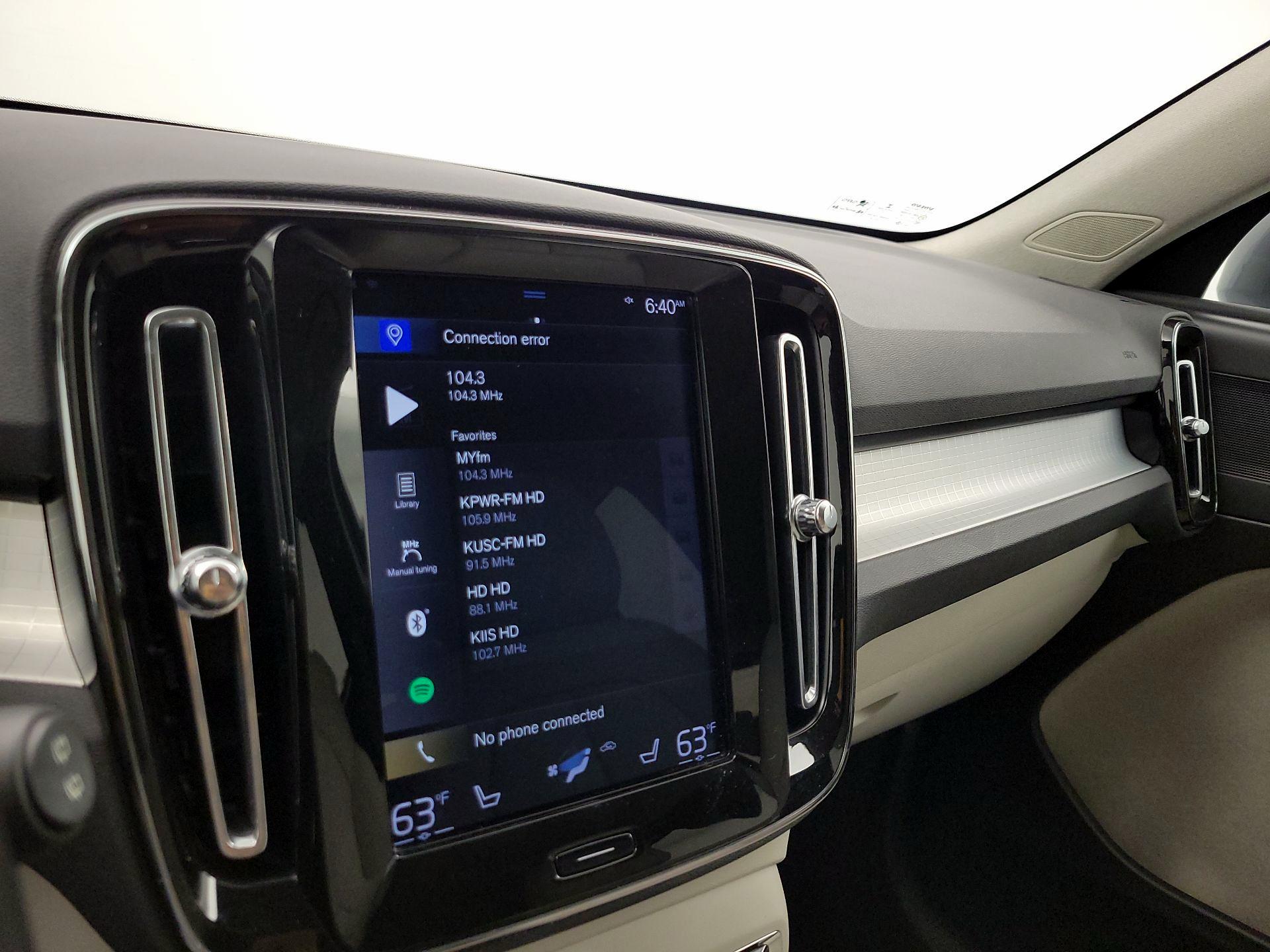 Thumbnail: 2019 Volvo XC40 - 14
