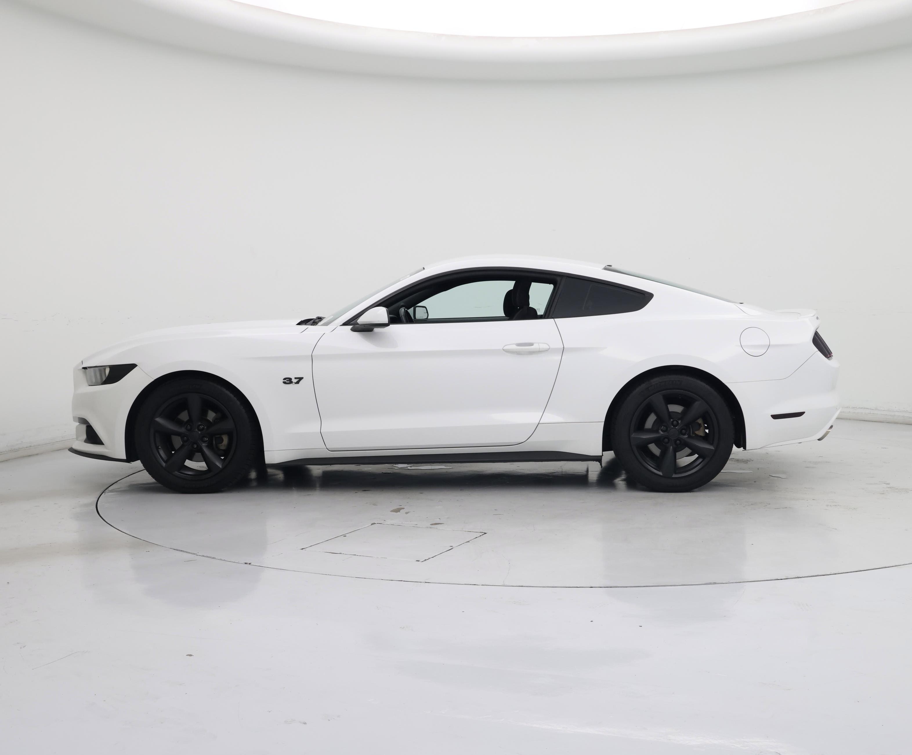 Thumbnail: 2015 Ford Mustang - 3