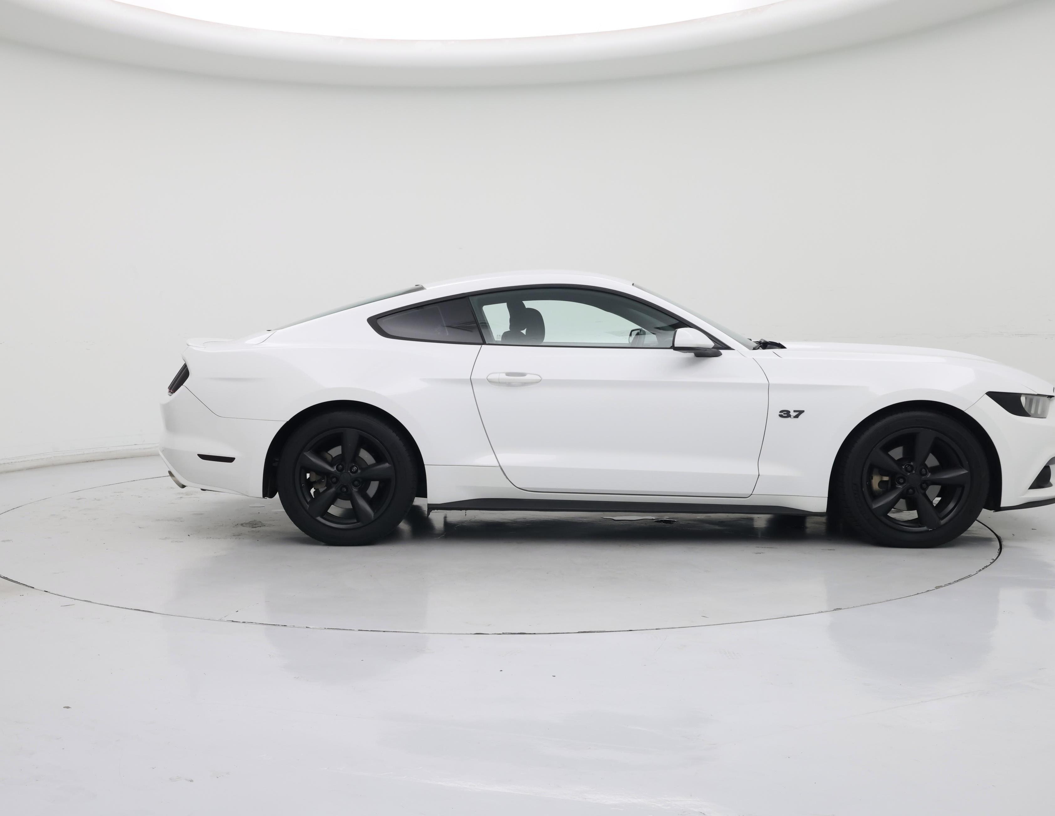 Thumbnail: 2015 Ford Mustang - 7