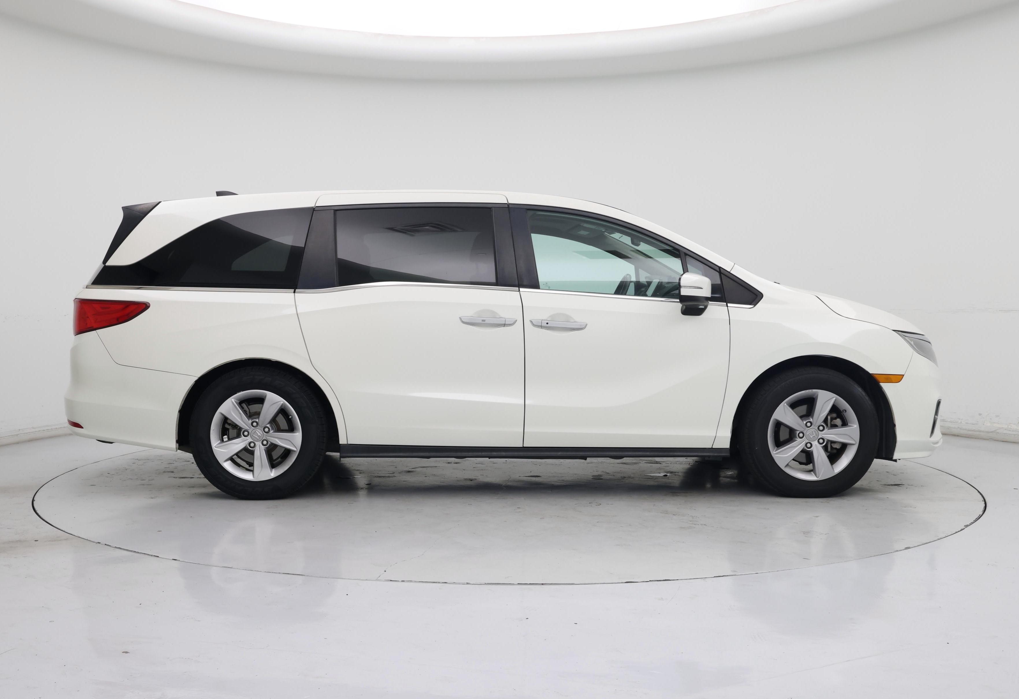 Thumbnail: 2019 Honda Odyssey - 7