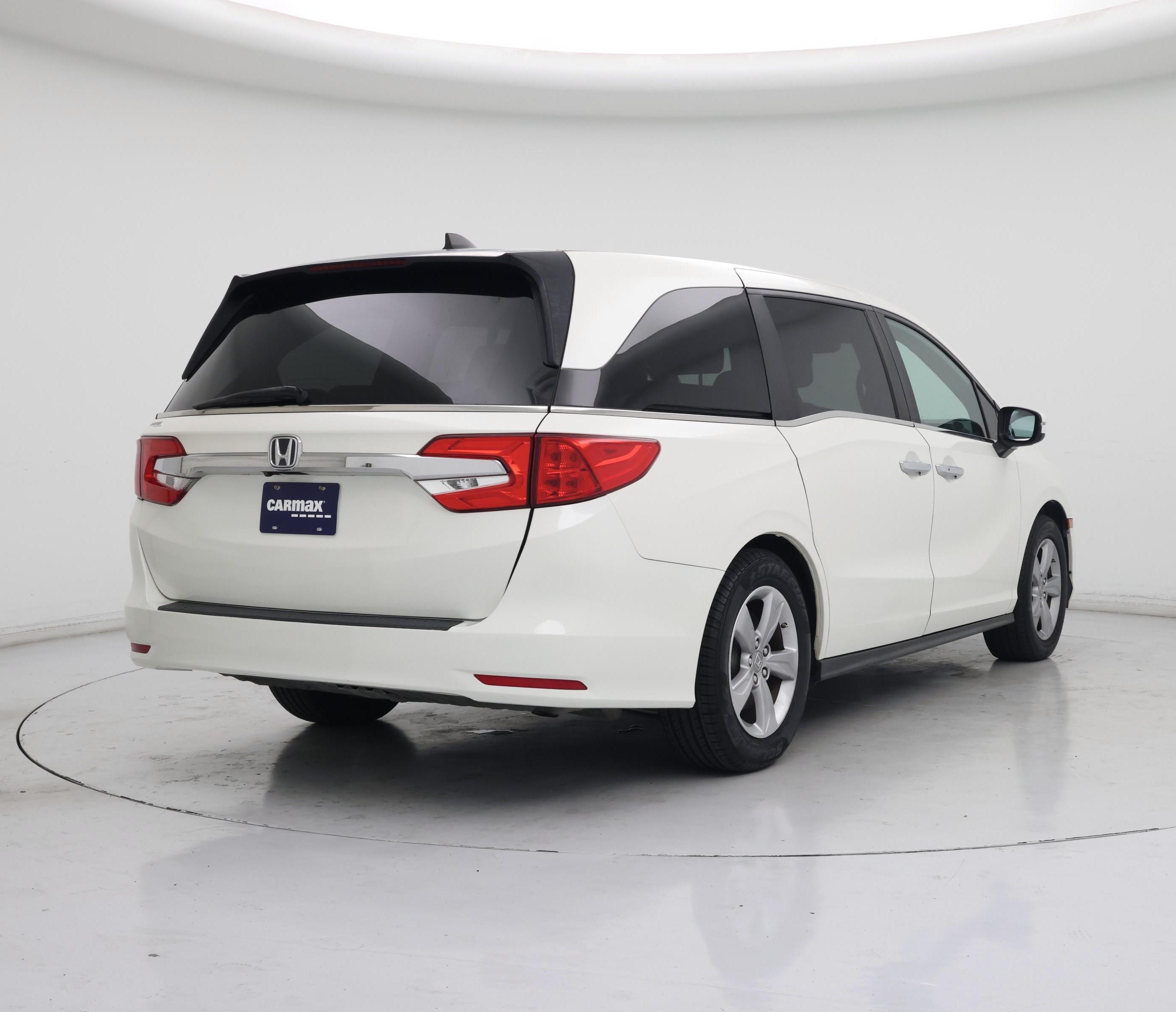 Thumbnail: 2019 Honda Odyssey - 8