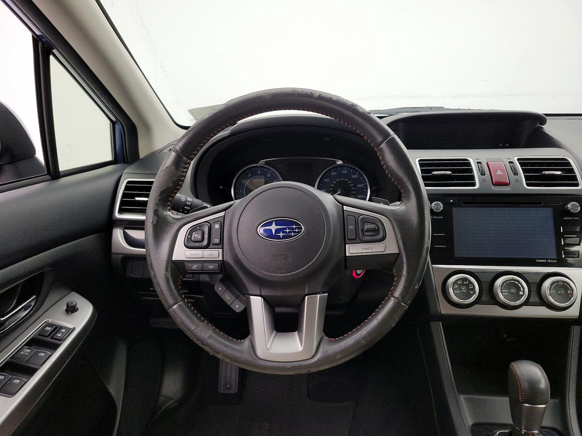Thumbnail: 2017 Subaru Crosstrek - 10
