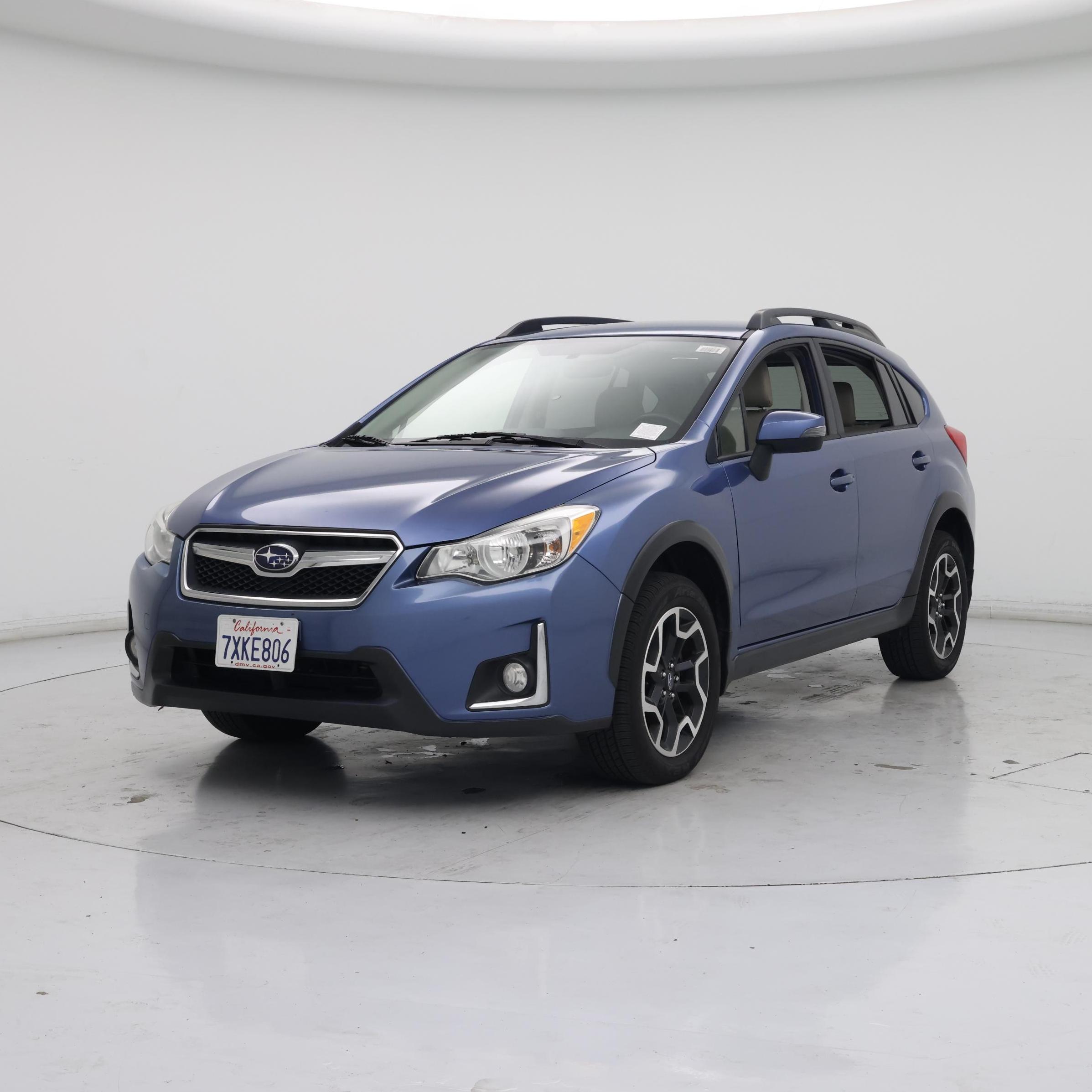Thumbnail: 2017 Subaru Crosstrek - 4