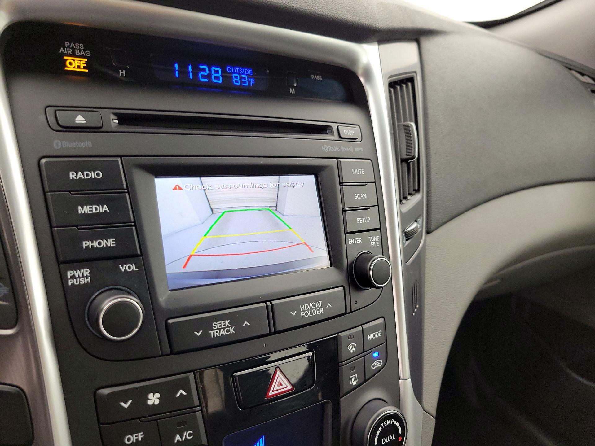 Thumbnail: 2015 Hyundai Sonata - 14
