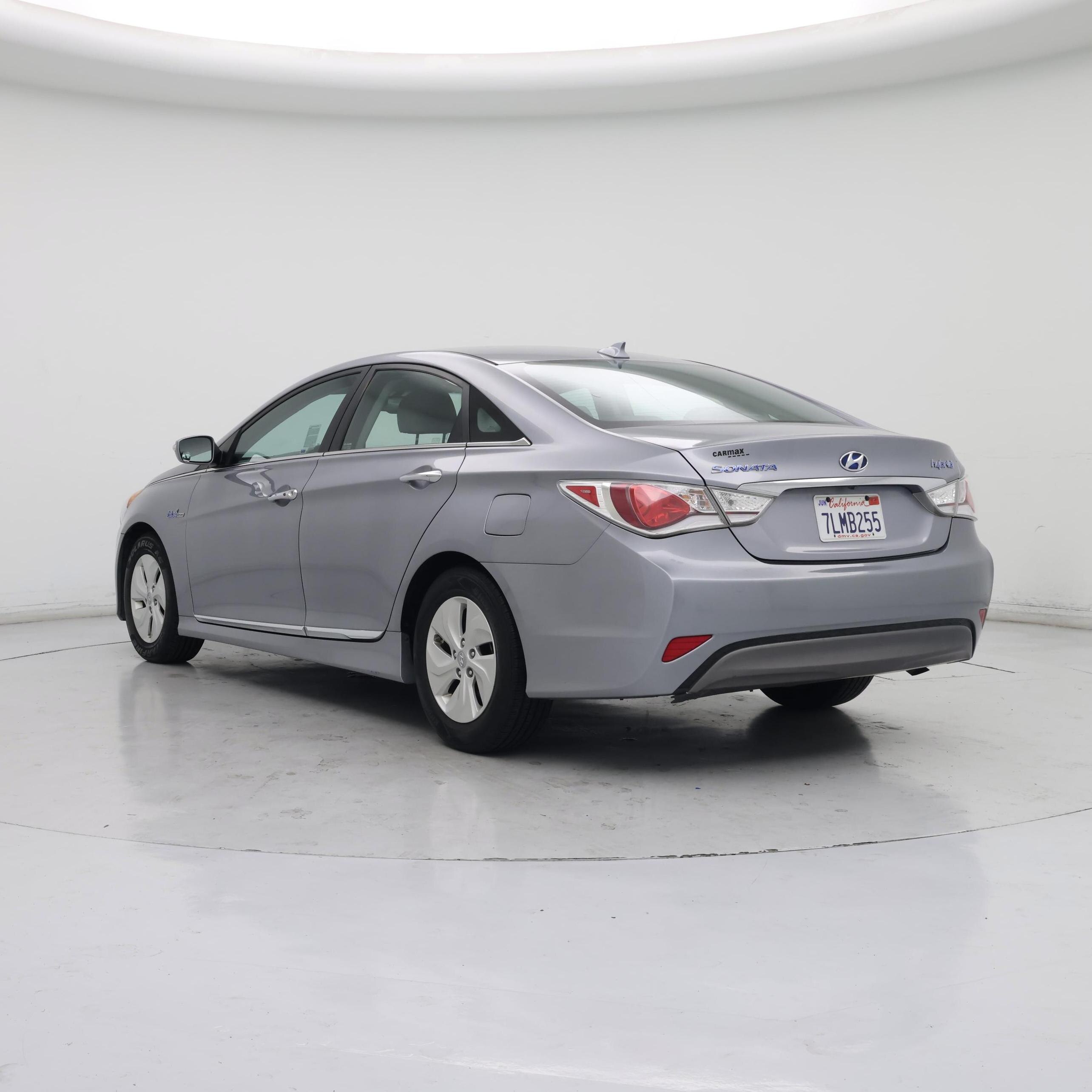 Thumbnail: 2015 Hyundai Sonata - 2