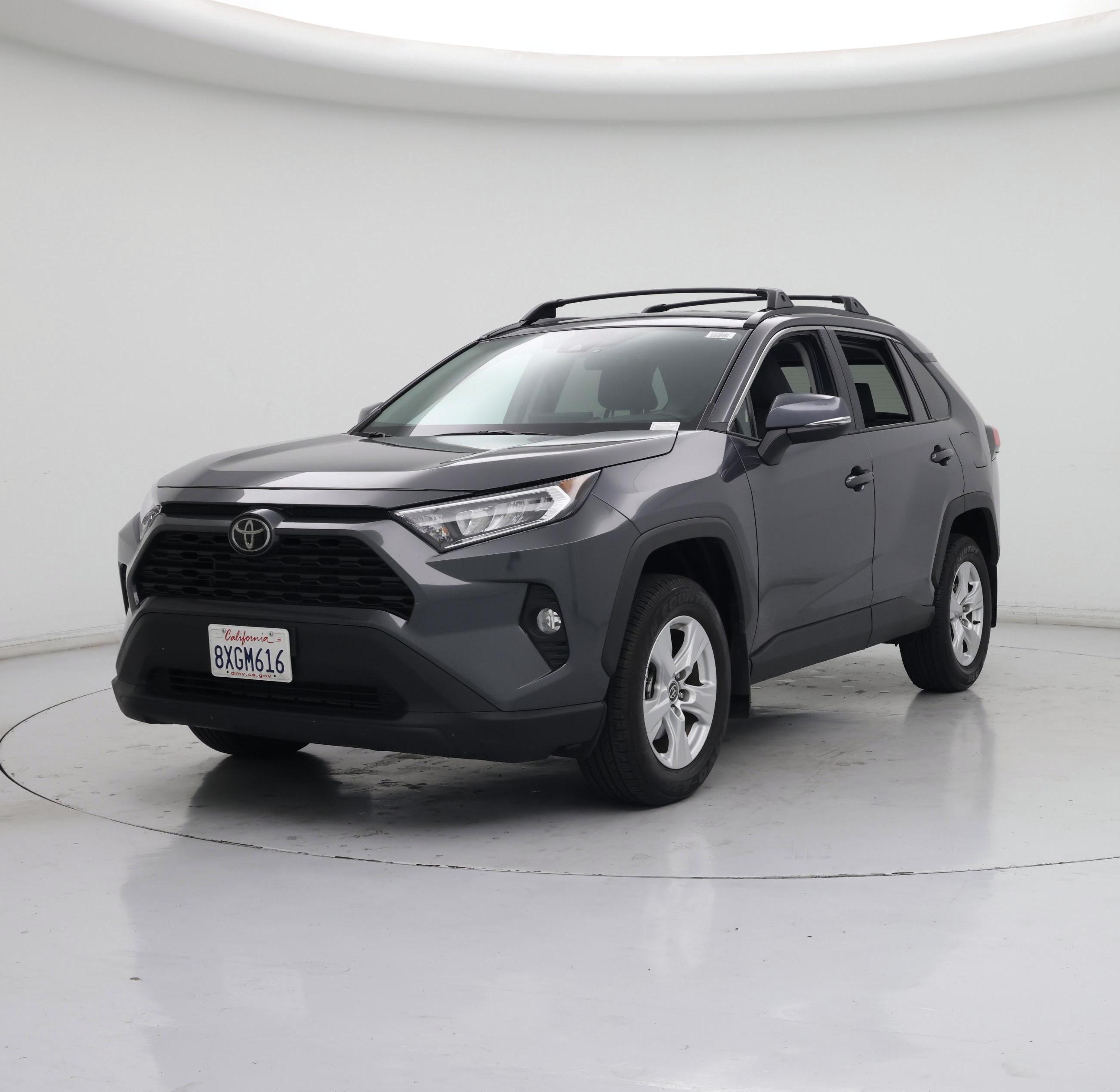 Thumbnail: 2021 Toyota RAV4 - 4