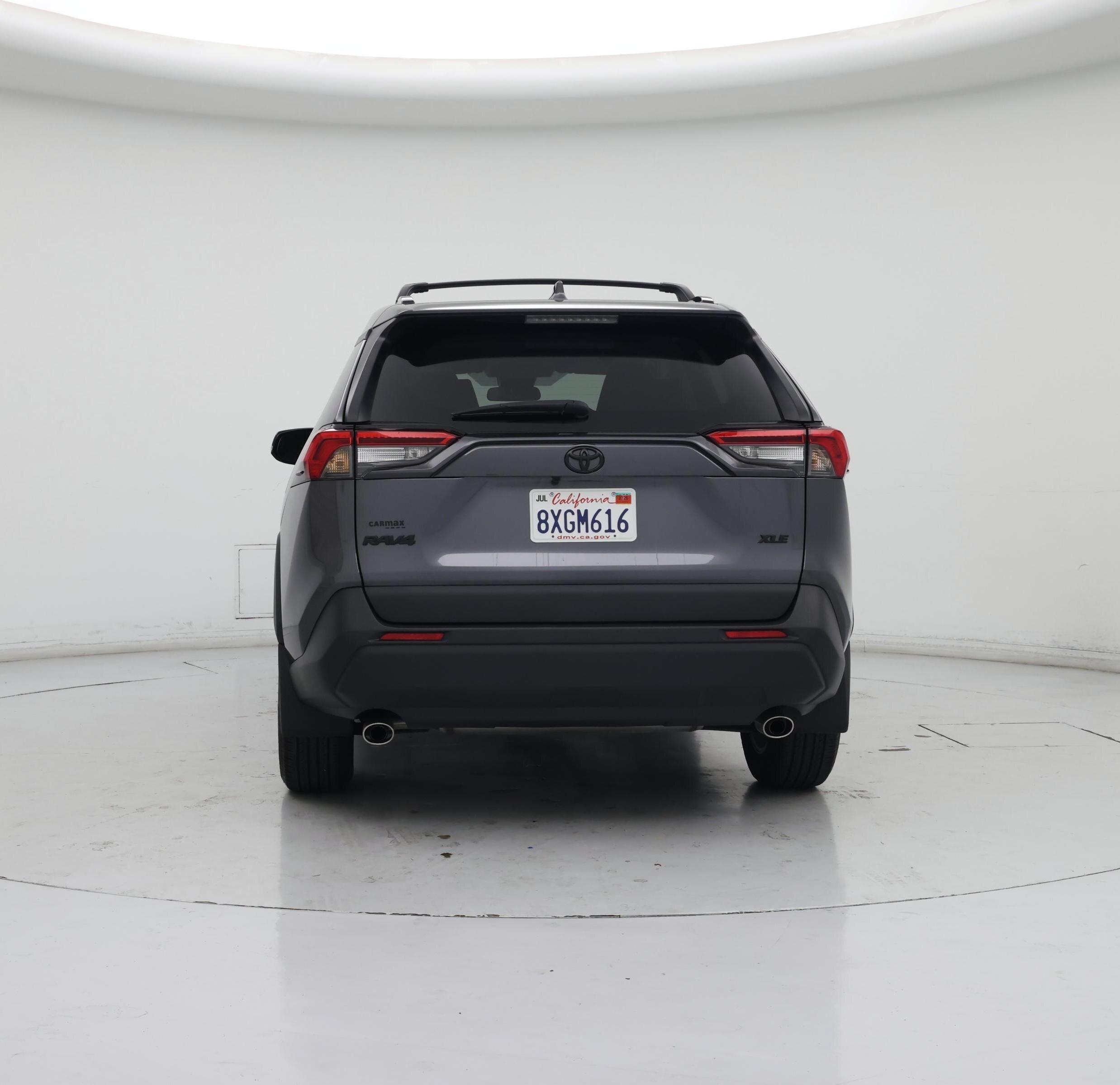 Thumbnail: 2021 Toyota RAV4 - 6