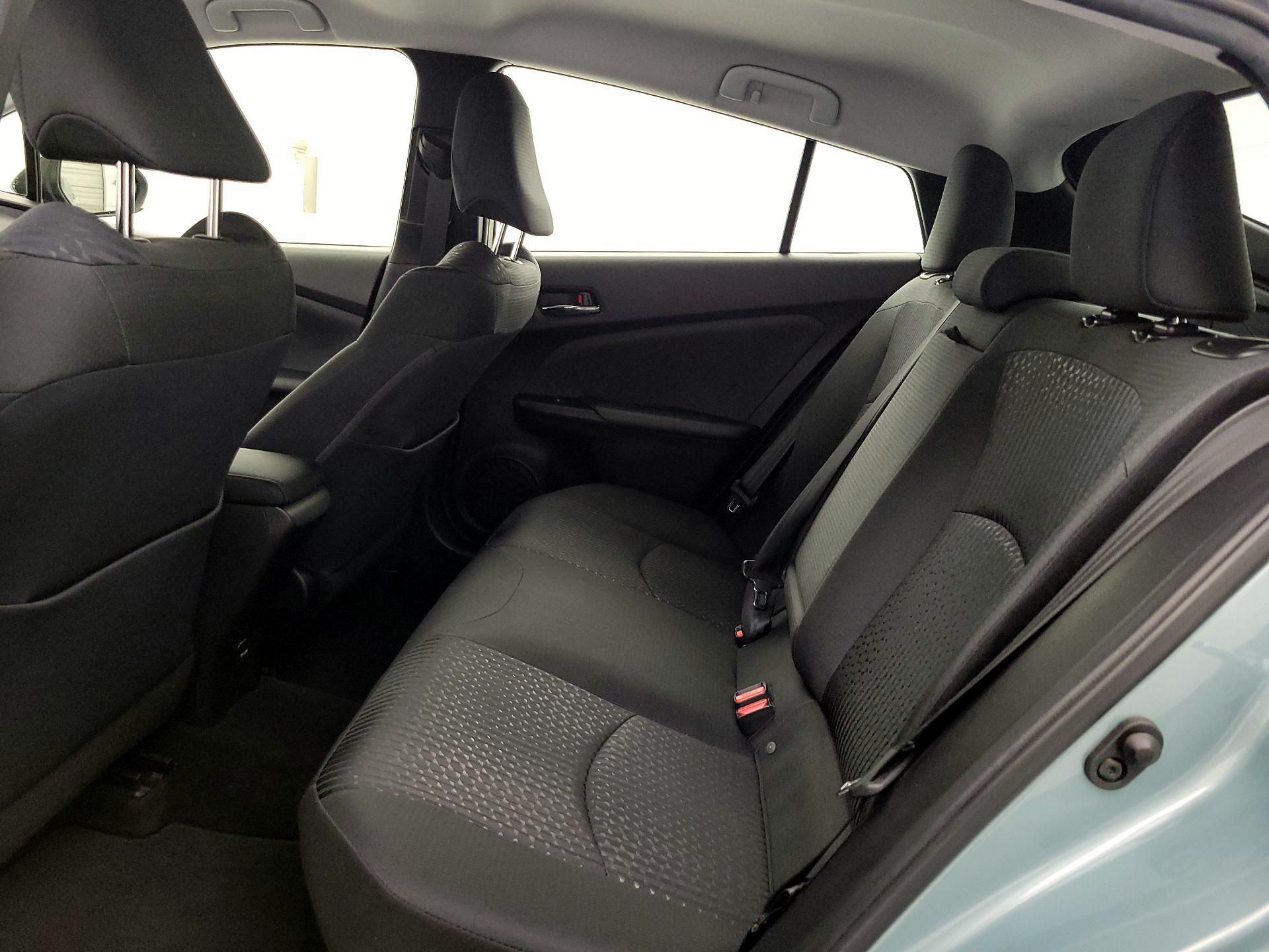 Thumbnail: 2016 Toyota Prius - 19