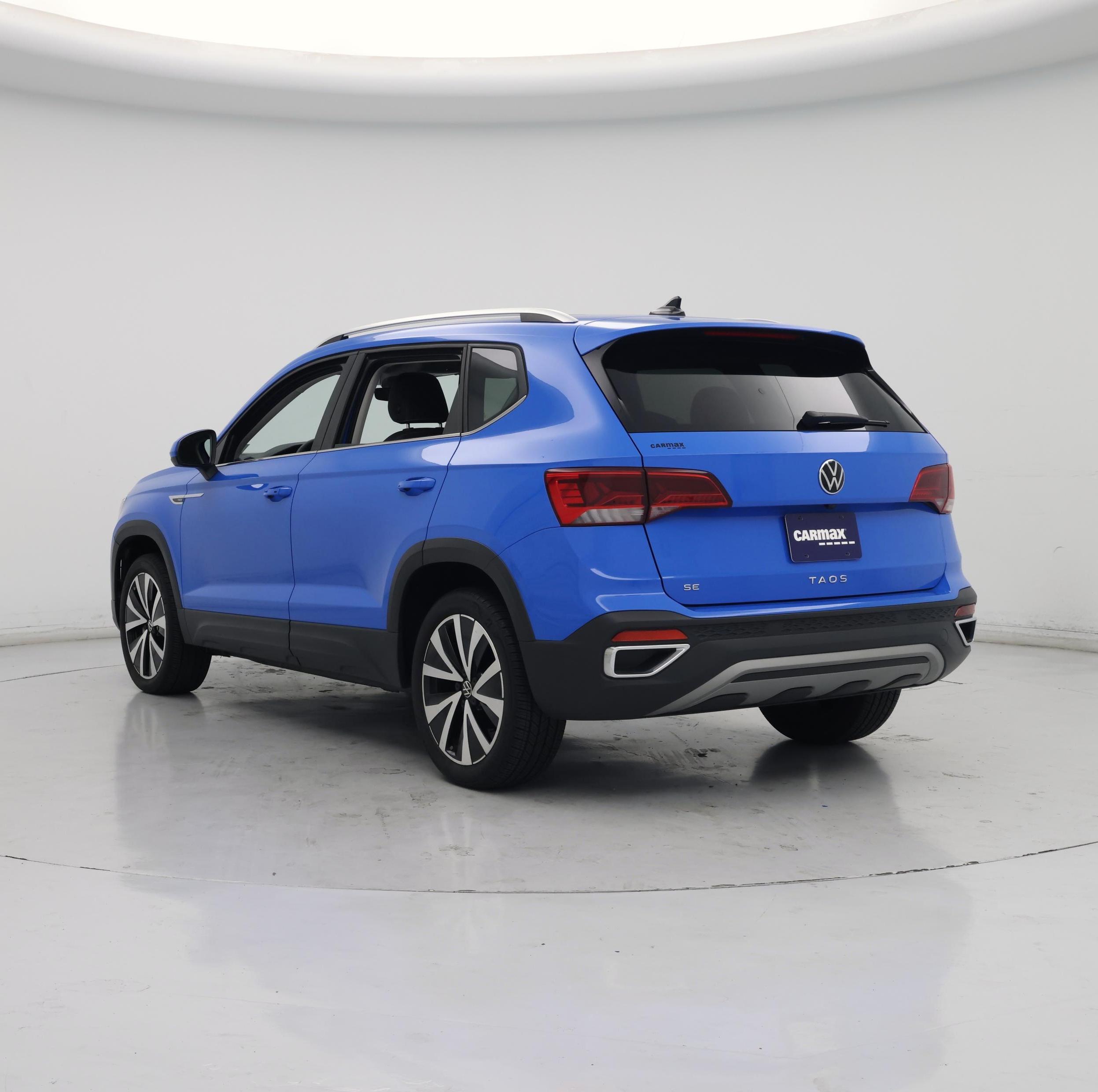Thumbnail: 2023 Volkswagen Taos - 2