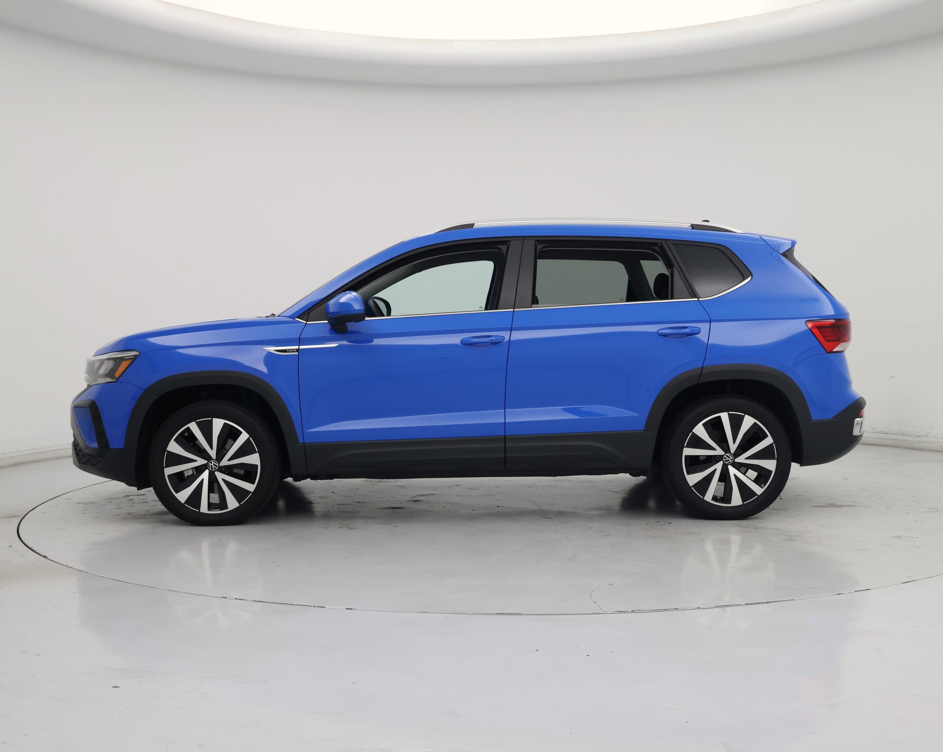 Thumbnail: 2023 Volkswagen Taos - 3