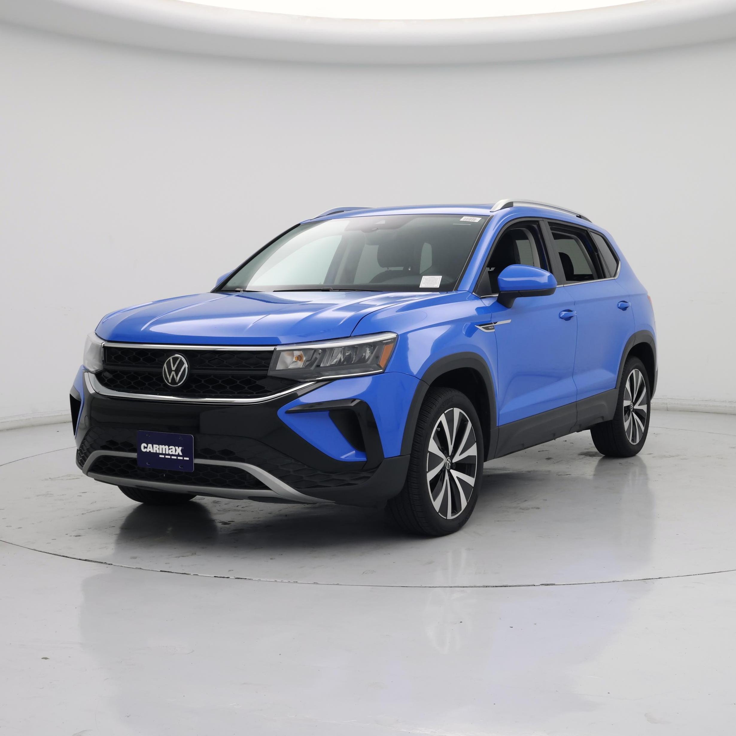Thumbnail: 2023 Volkswagen Taos - 4