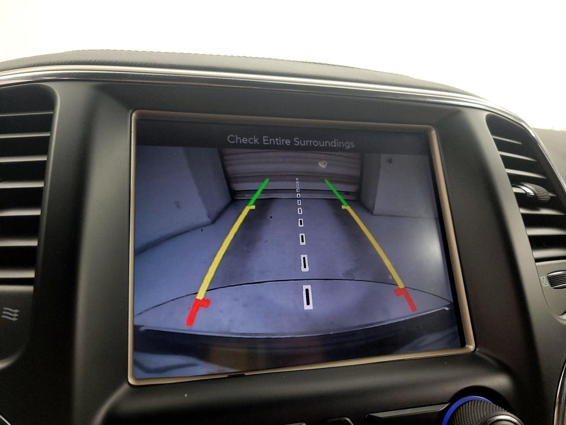 Thumbnail: 2015 Jeep Grand Cherokee - 15