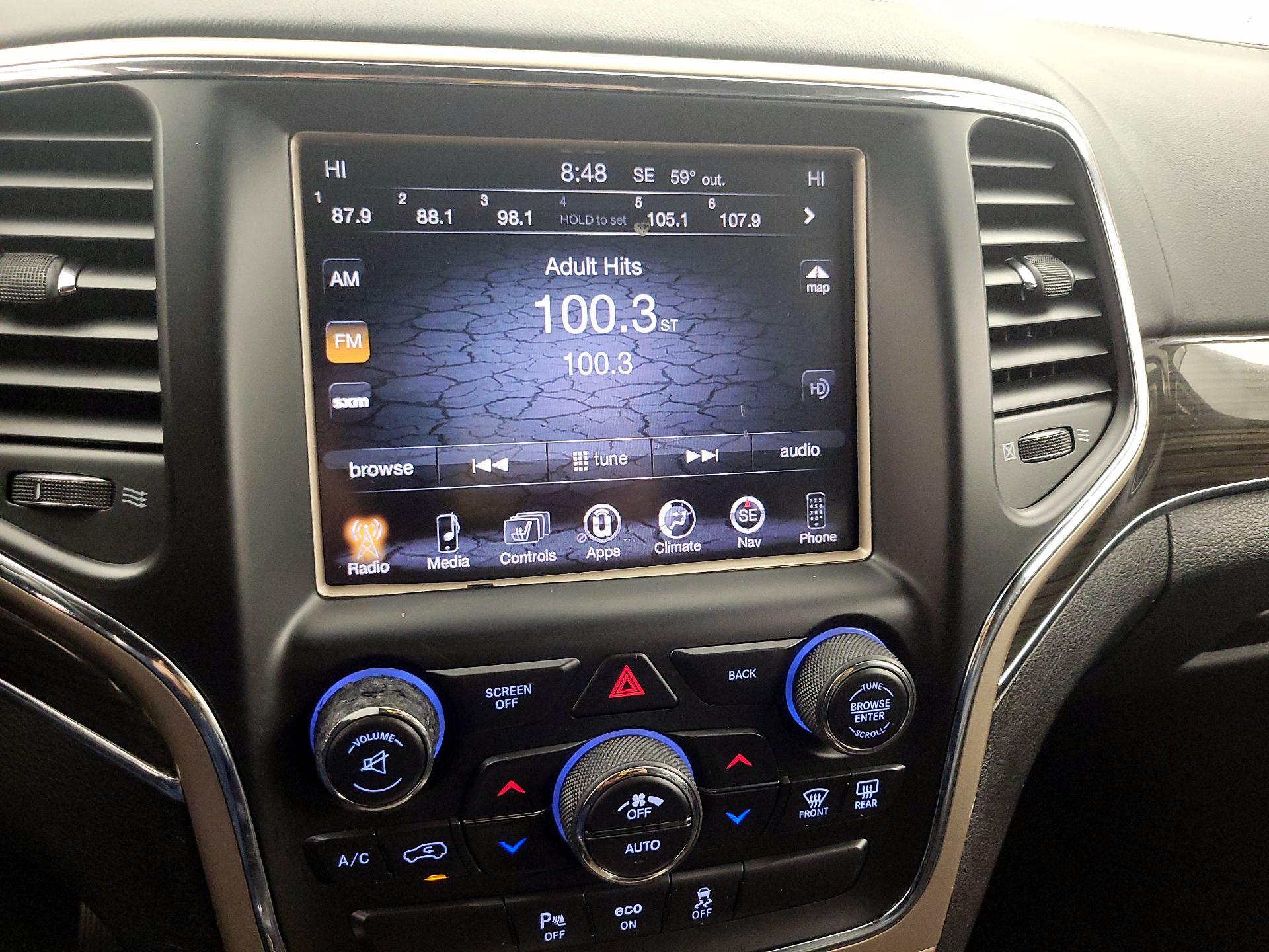 Thumbnail: 2015 Jeep Grand Cherokee - 16