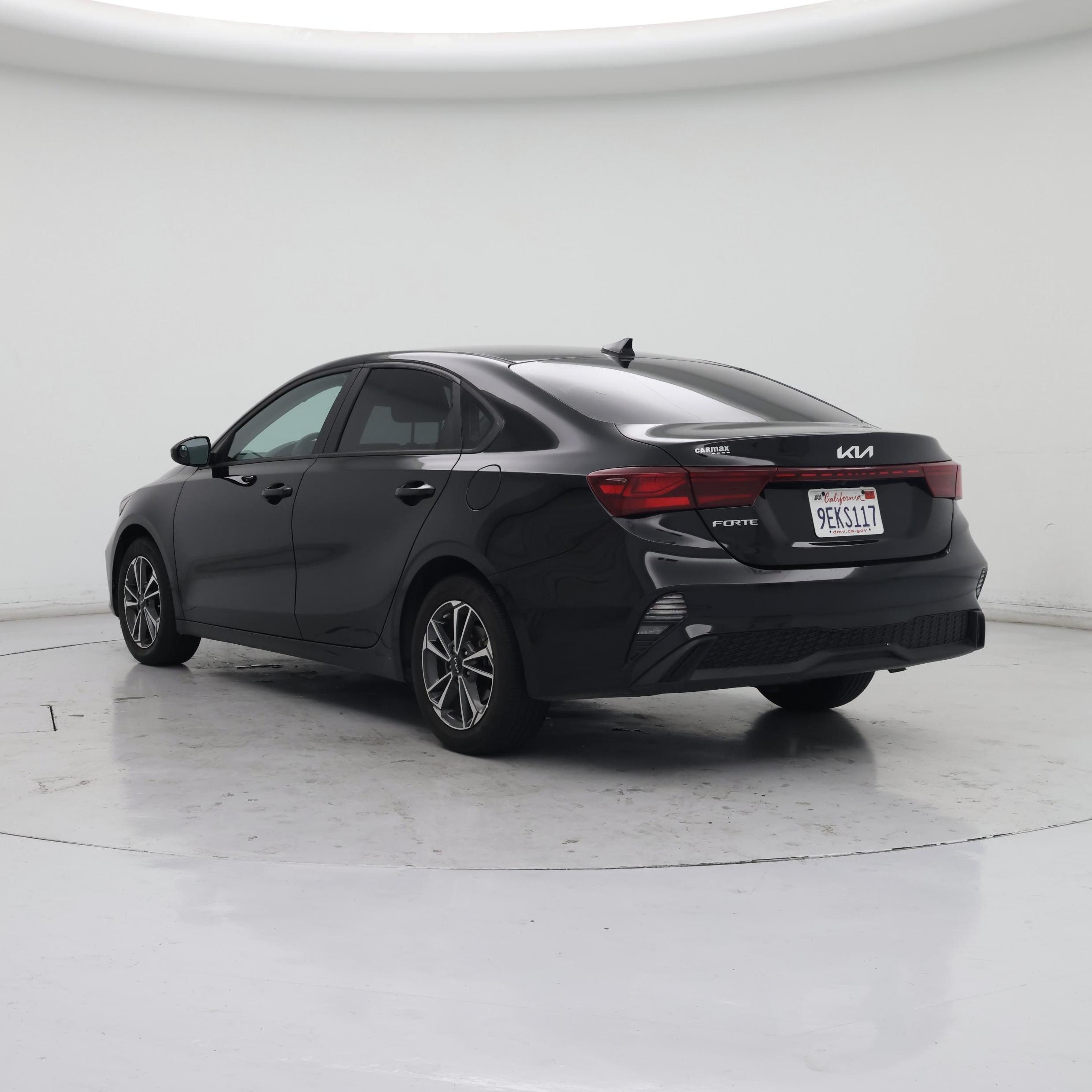 Thumbnail: 2023 Kia Forte - 2