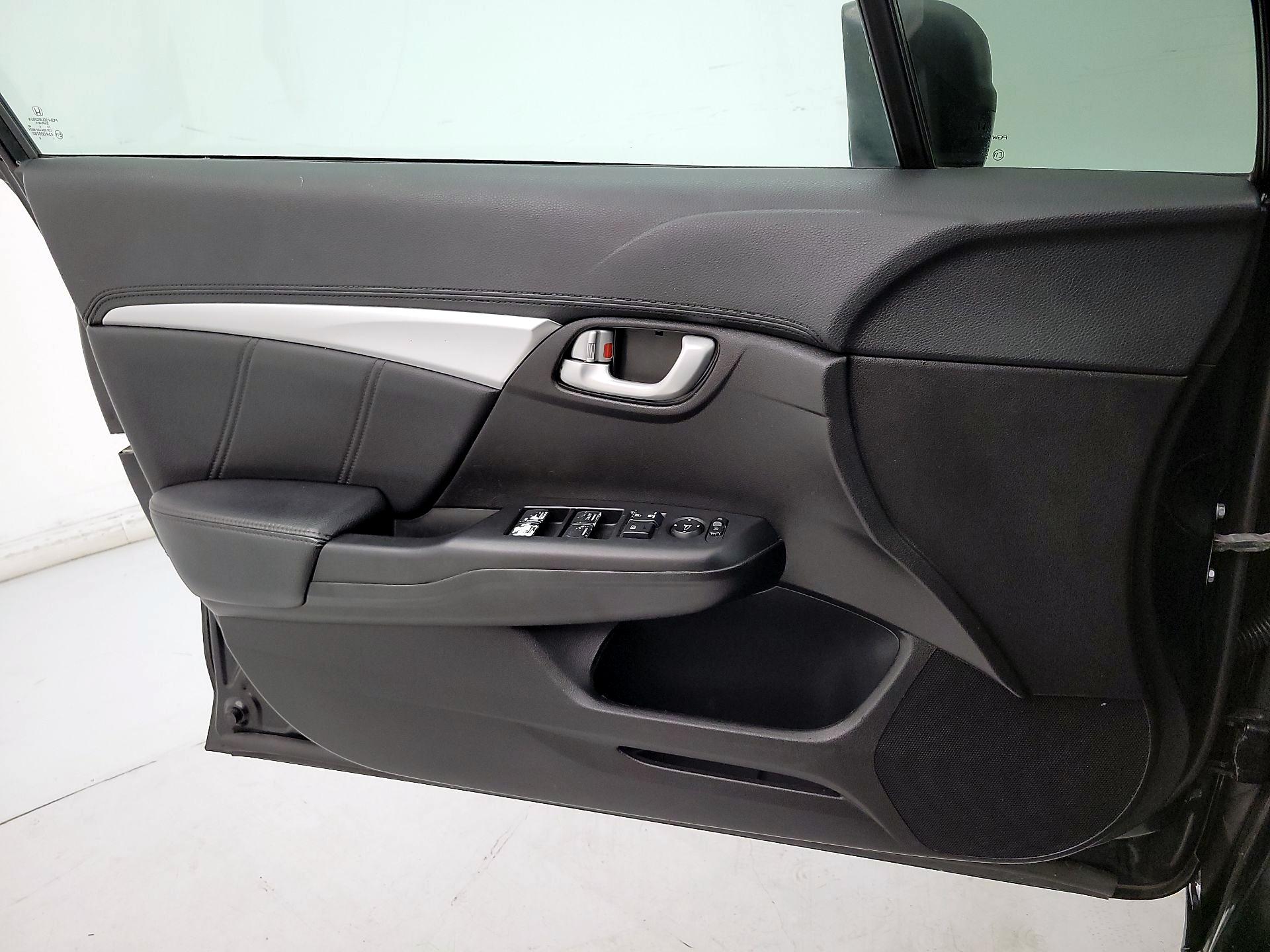 Thumbnail: 2015 Honda Civic - 12