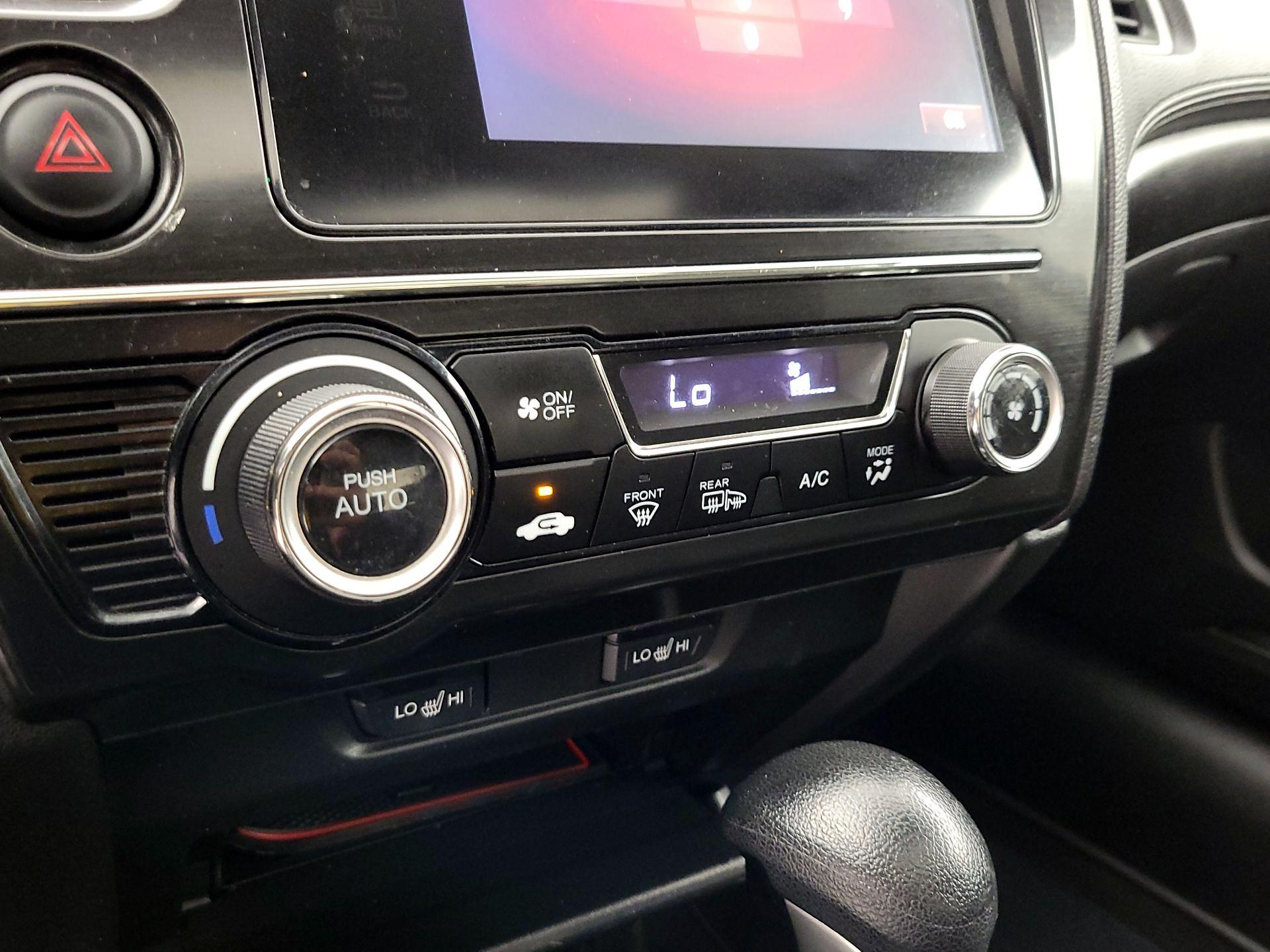 Thumbnail: 2015 Honda Civic - 15