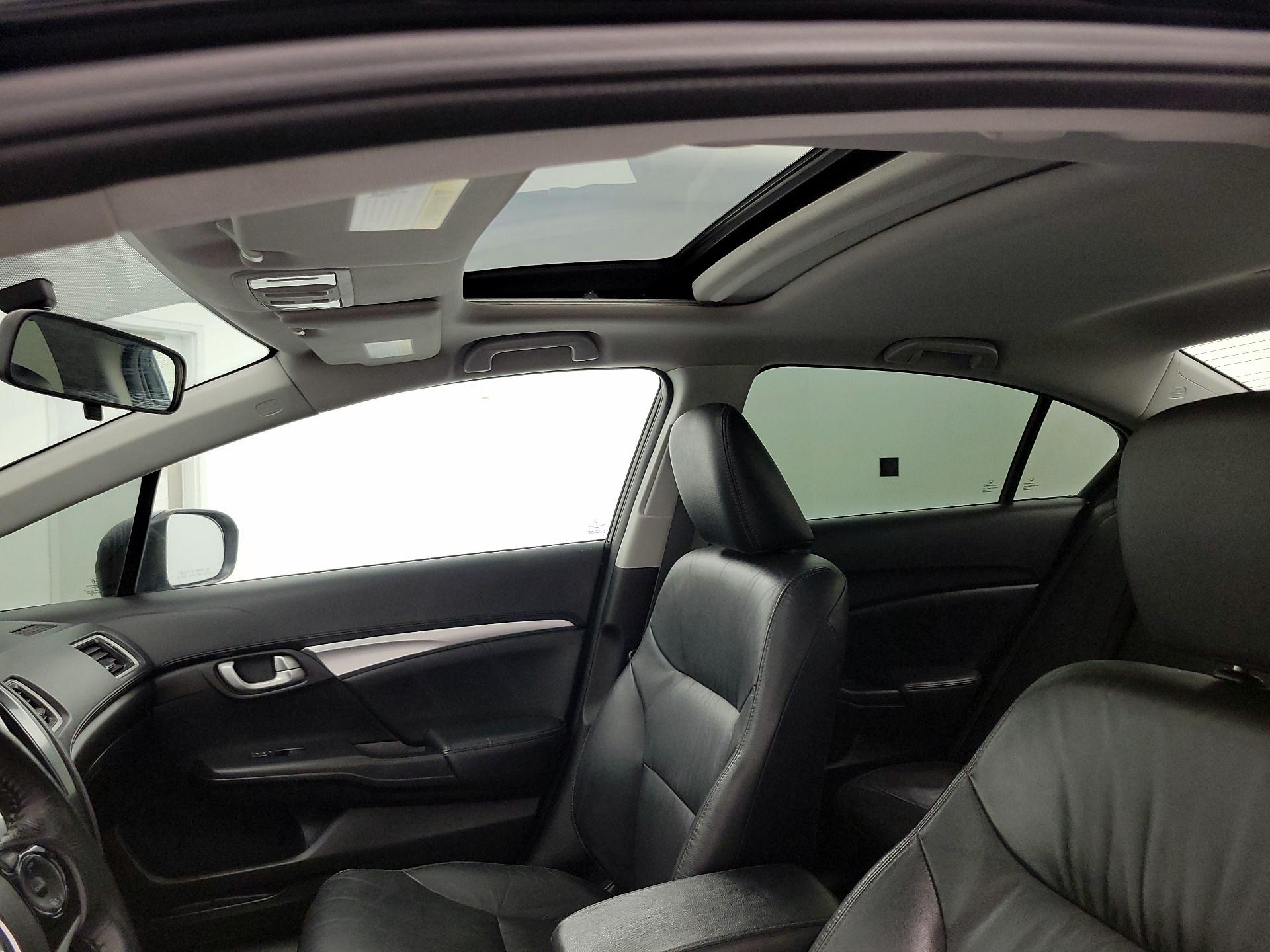 Thumbnail: 2015 Honda Civic - 18