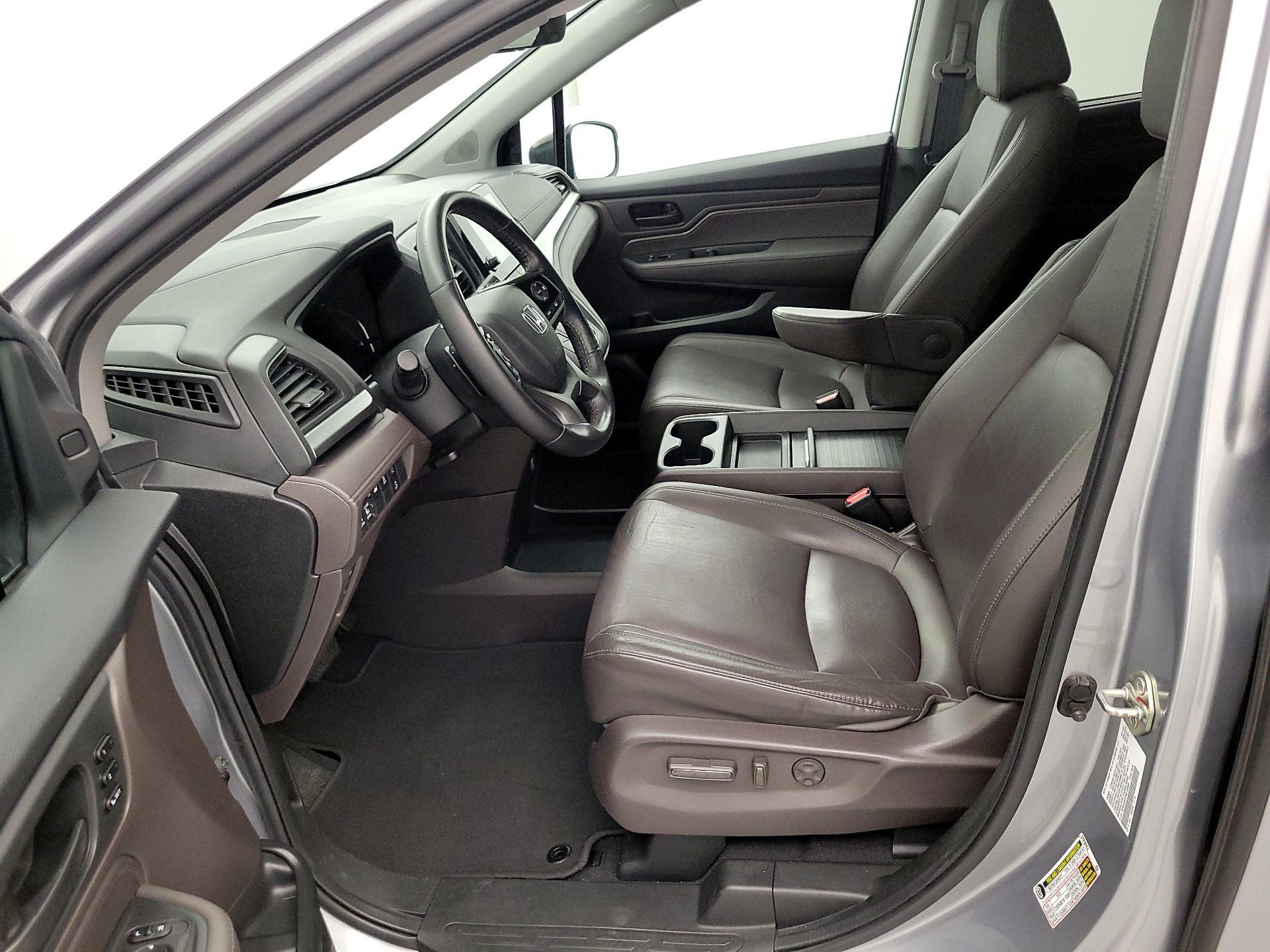 Thumbnail: 2019 Honda Odyssey - 11