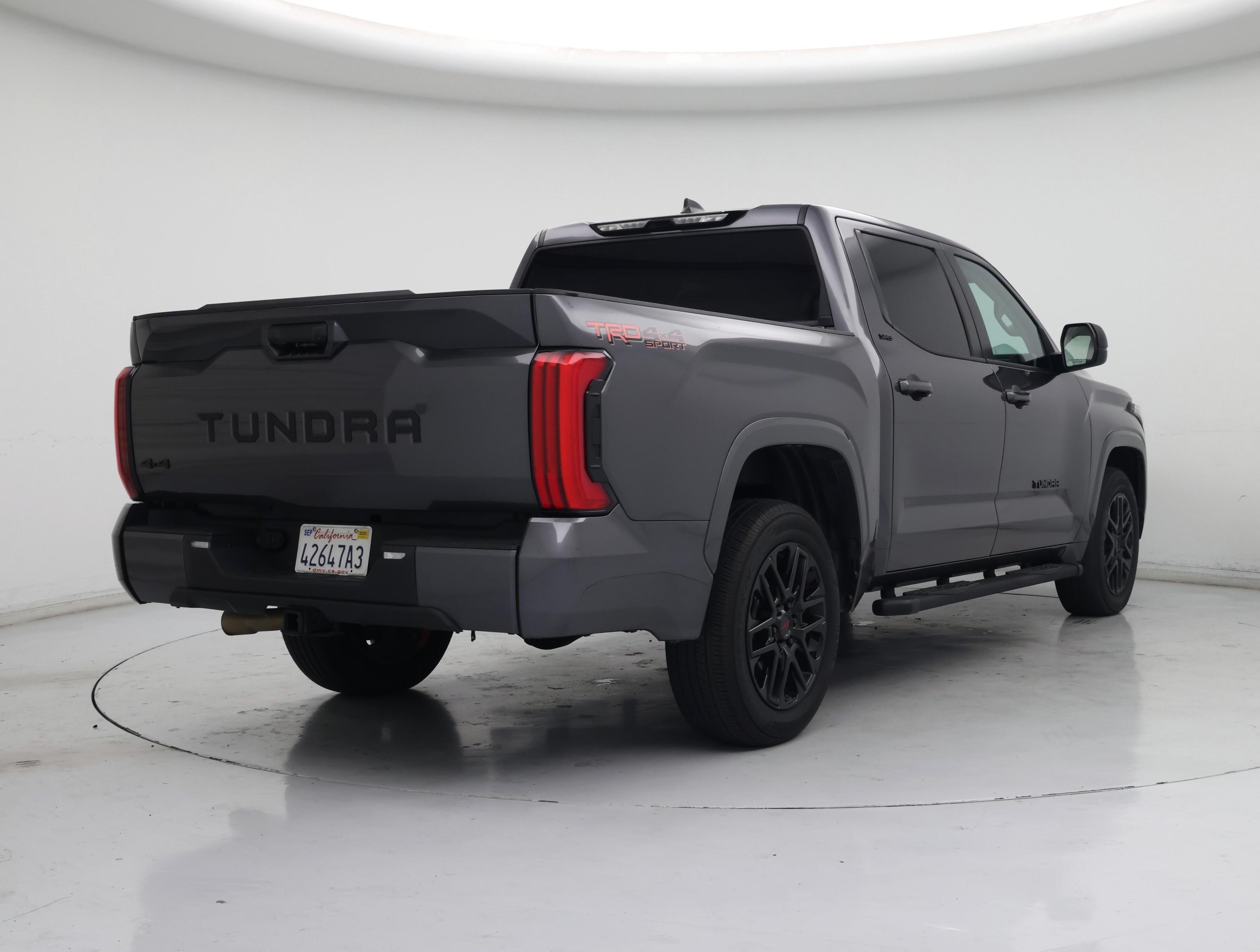 Thumbnail: 2024 Toyota Tundra - 8