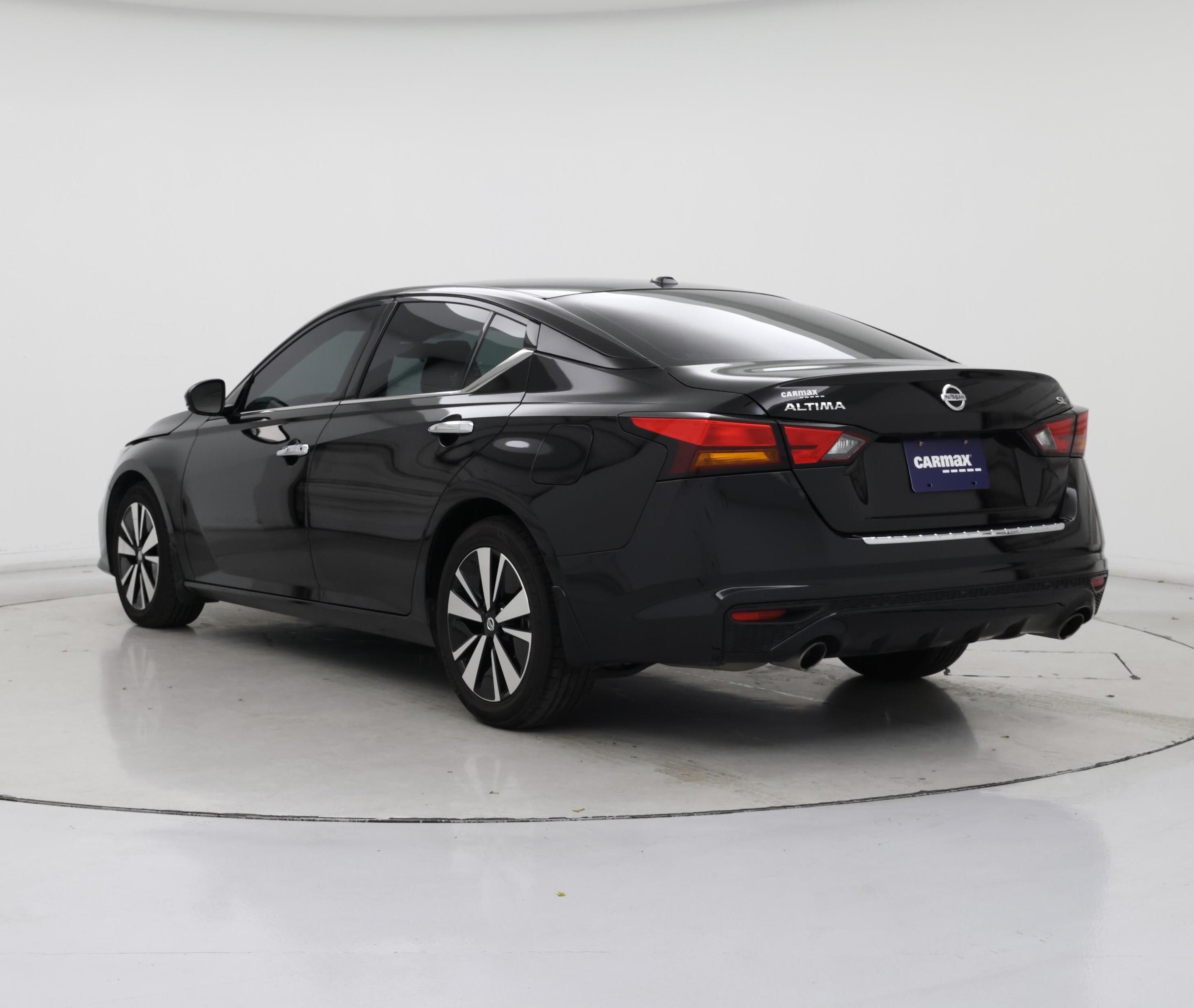 Thumbnail: 2022 Nissan Altima - 2