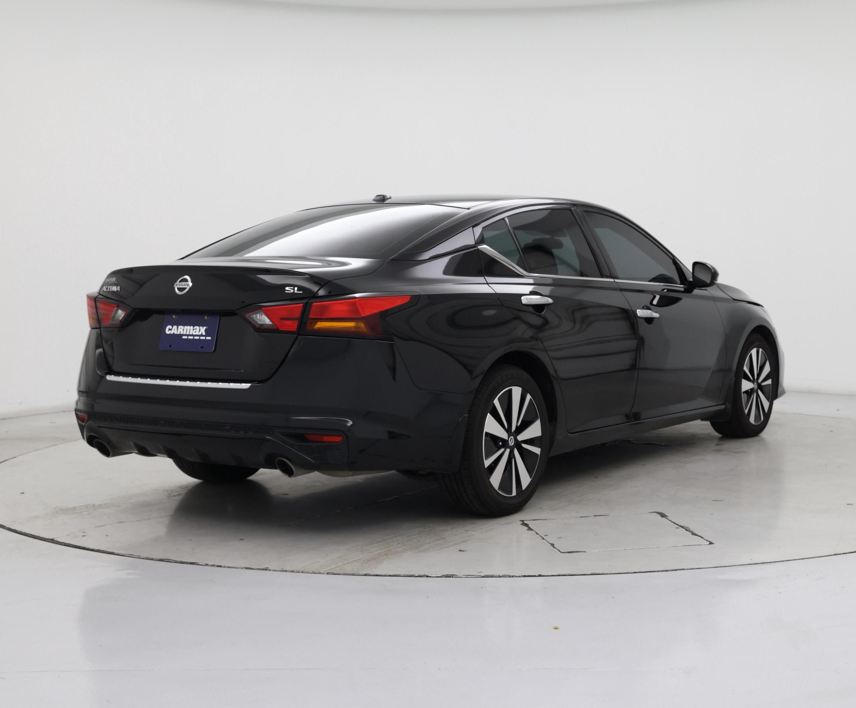 Thumbnail: 2022 Nissan Altima - 8