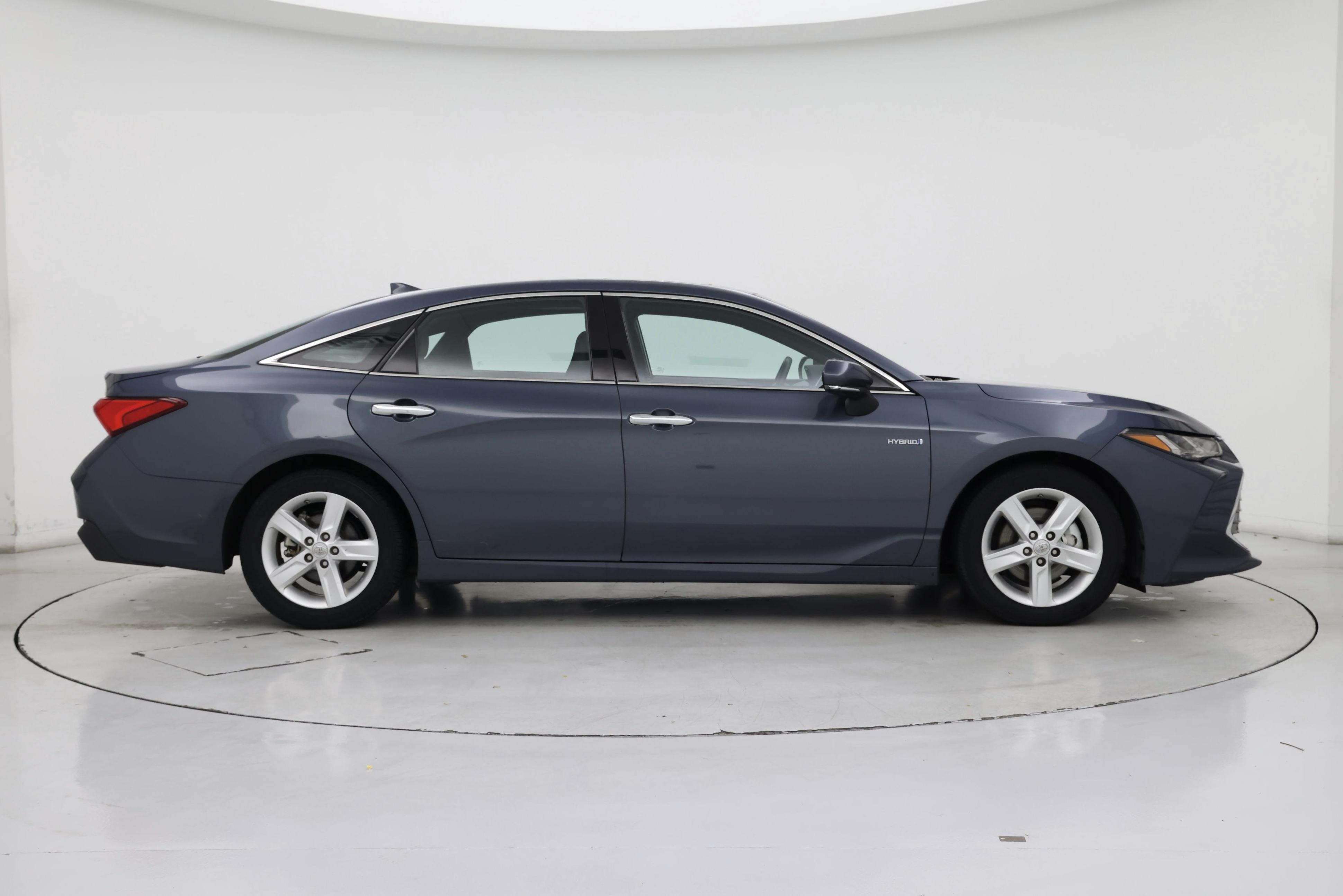 Thumbnail: 2021 Toyota Avalon - 7