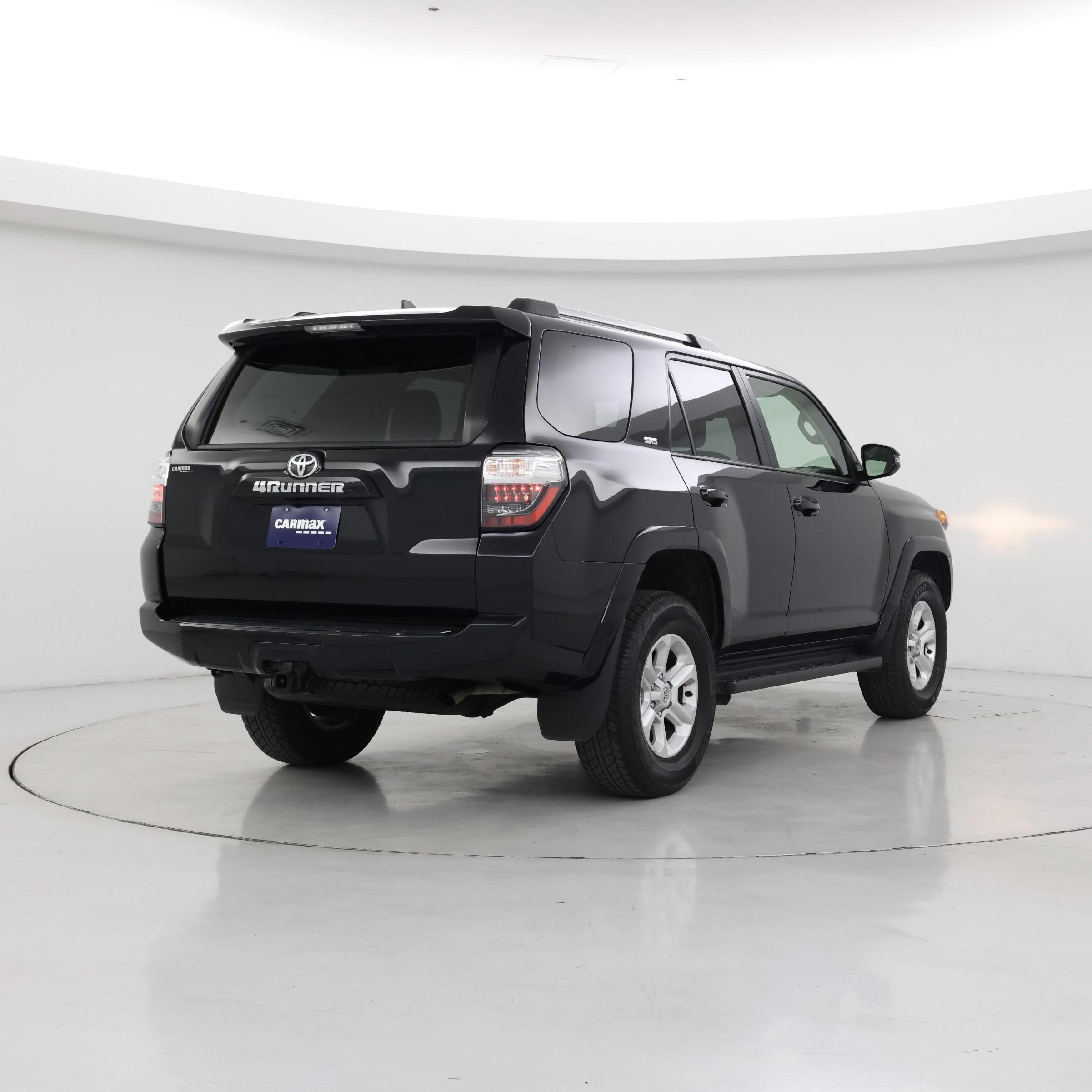 Thumbnail: 2024 Toyota 4Runner - 8