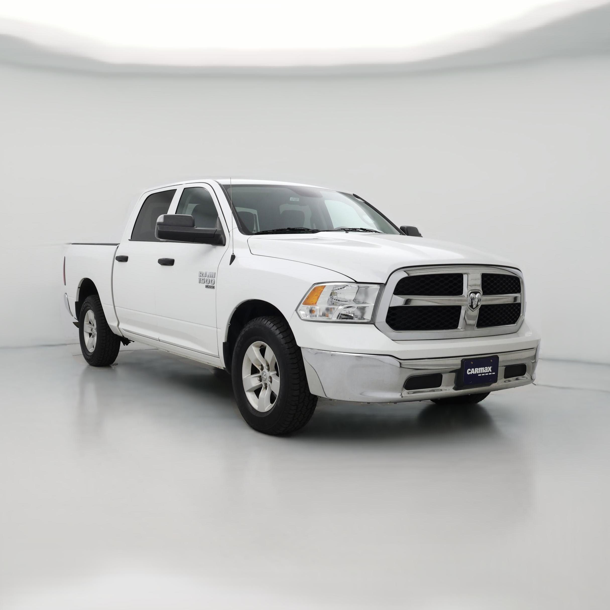 Thumbnail: 2022 RAM 1500 Classic - 1