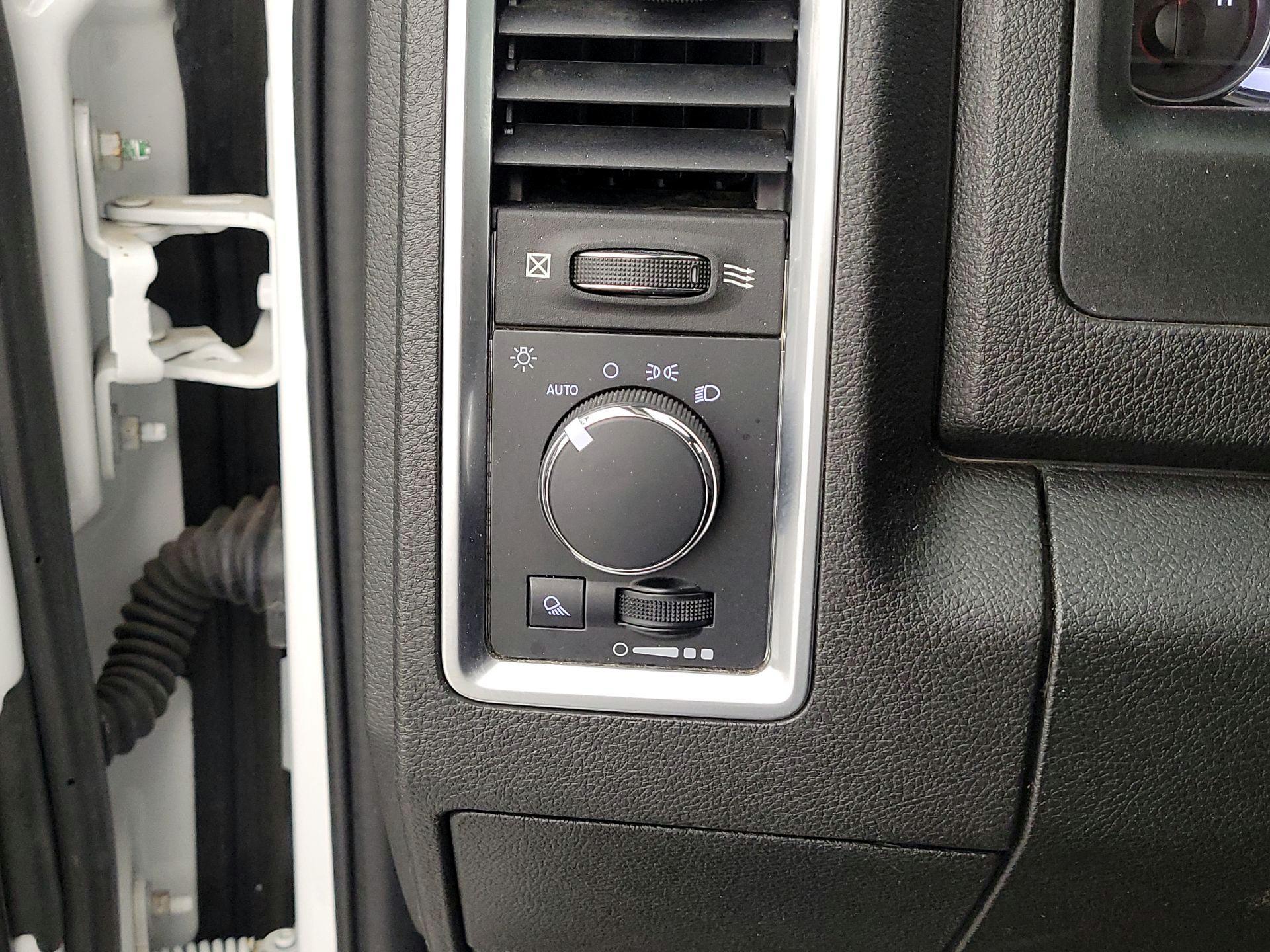 Thumbnail: 2022 RAM 1500 Classic - 13