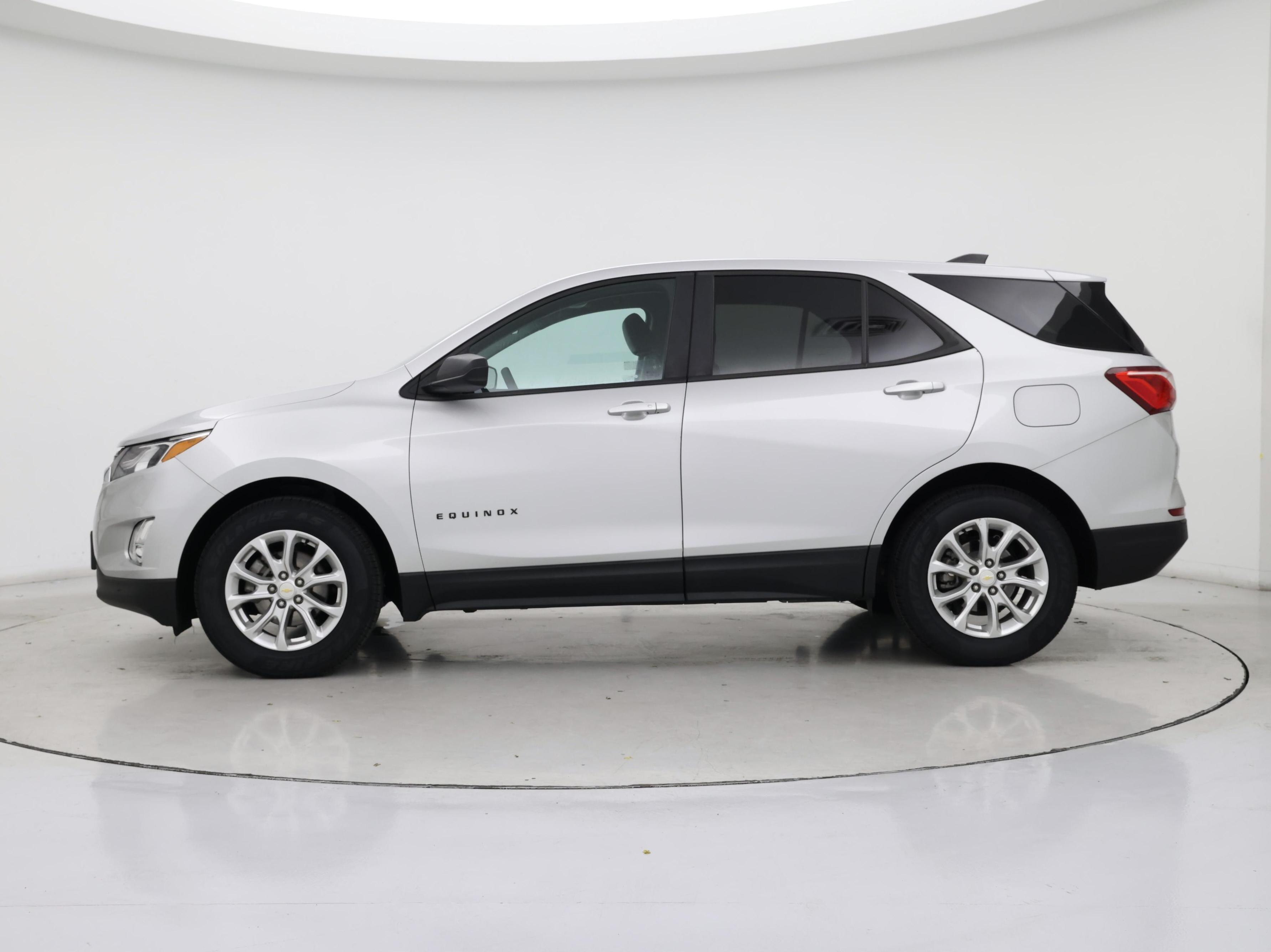 Thumbnail: 2021 Chevrolet Equinox - 3