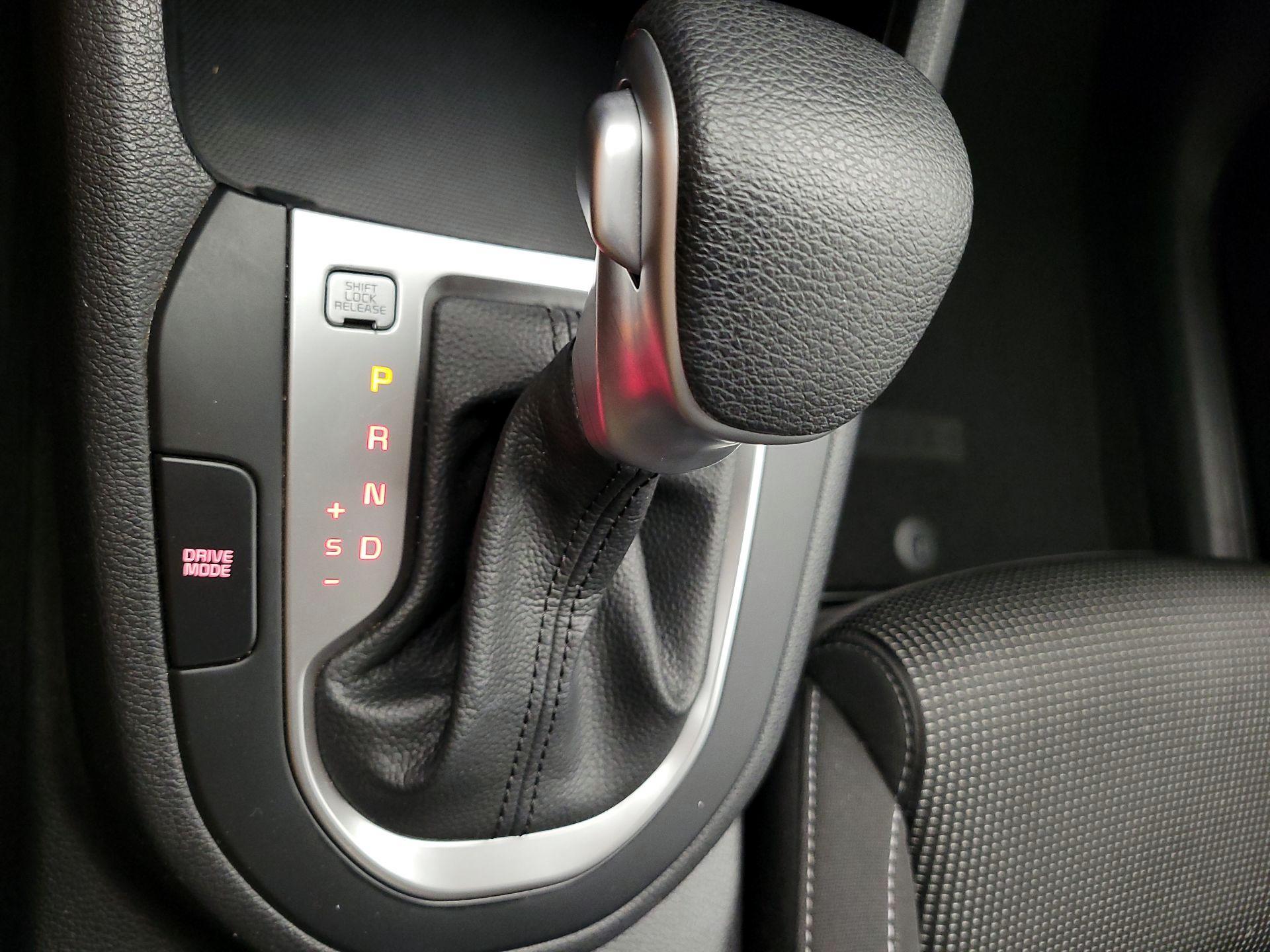 Thumbnail: 2021 Kia Forte - 17