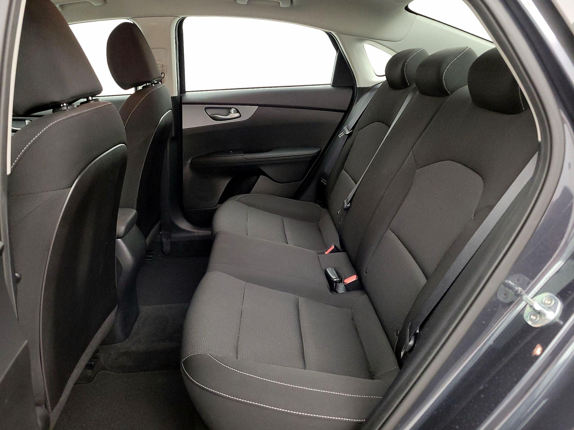 Thumbnail: 2021 Kia Forte - 19