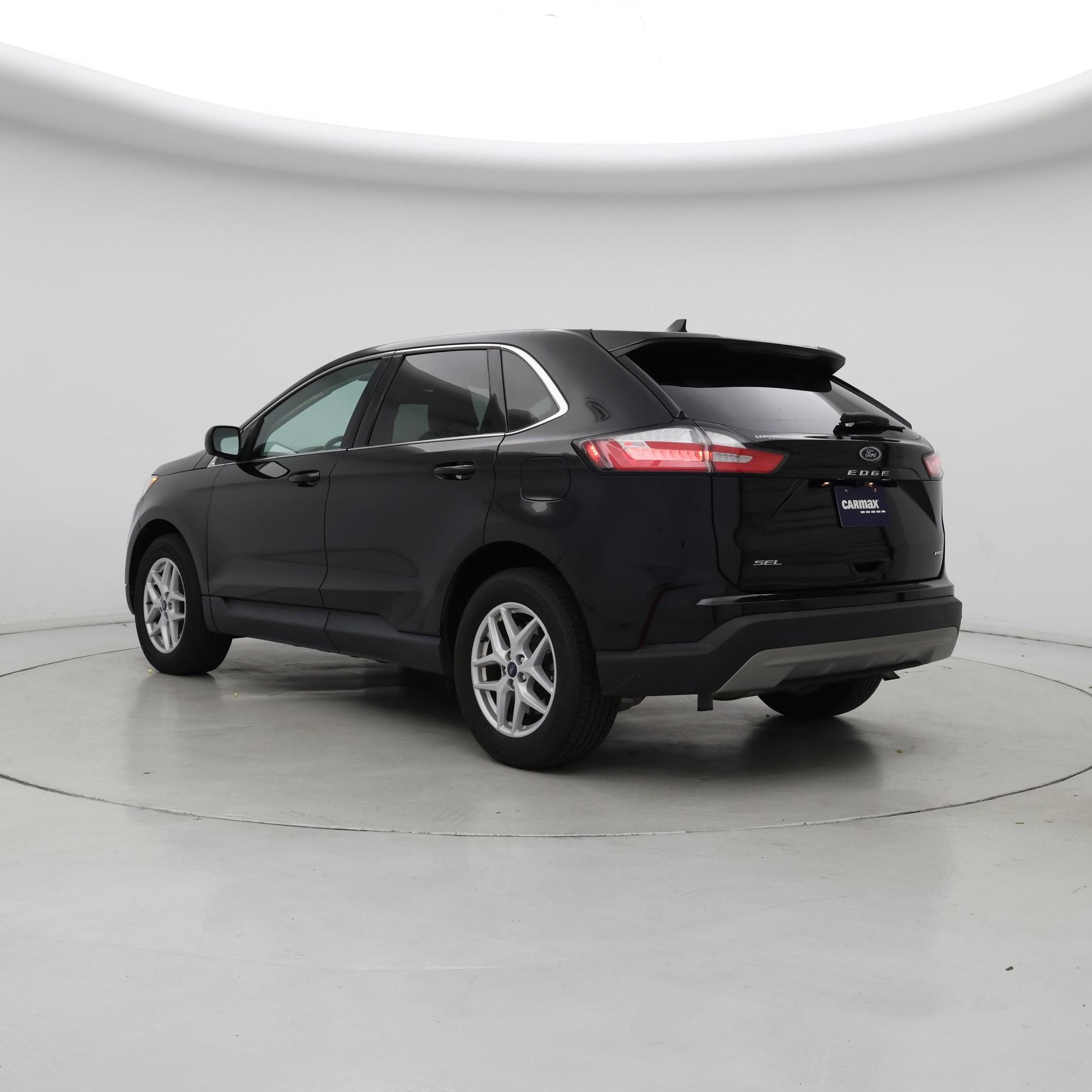 Thumbnail: 2021 Ford Edge - 2