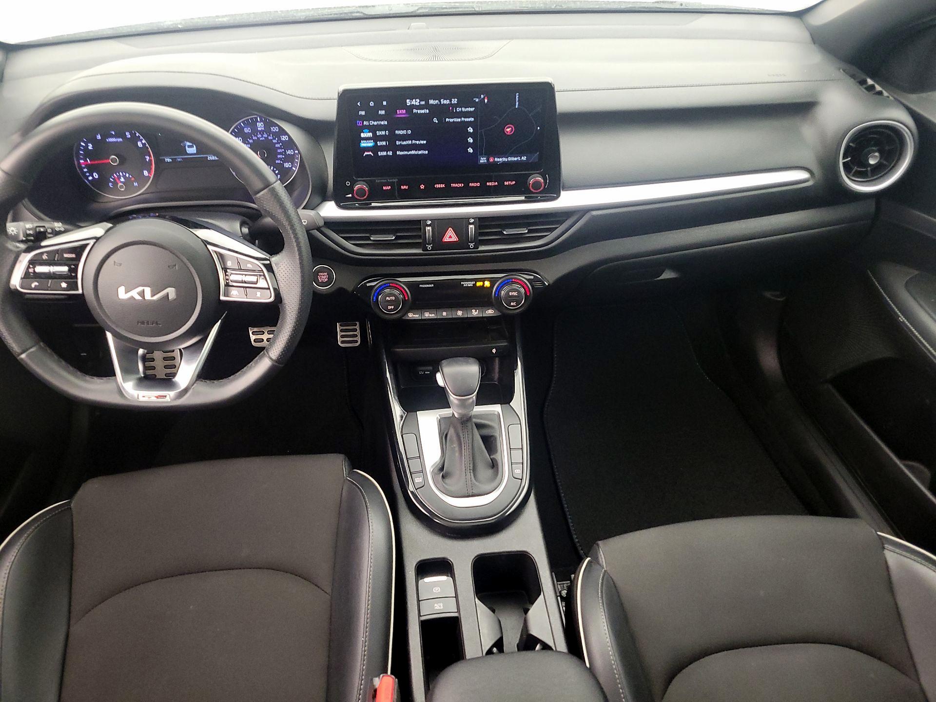 Thumbnail: 2023 Kia Forte - 9
