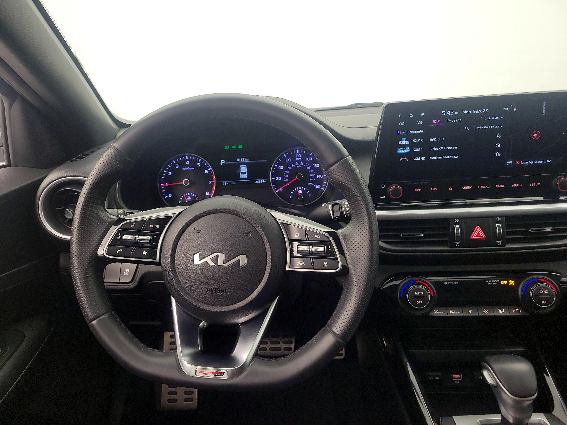 Thumbnail: 2023 Kia Forte - 10